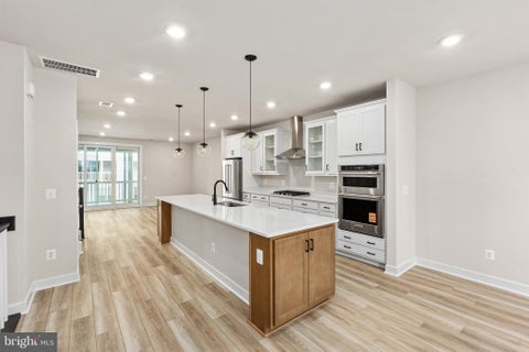 Condo For Sale - 20804 Cloongee Terrace<br/> Loudoun County, DULLES, VA 20166