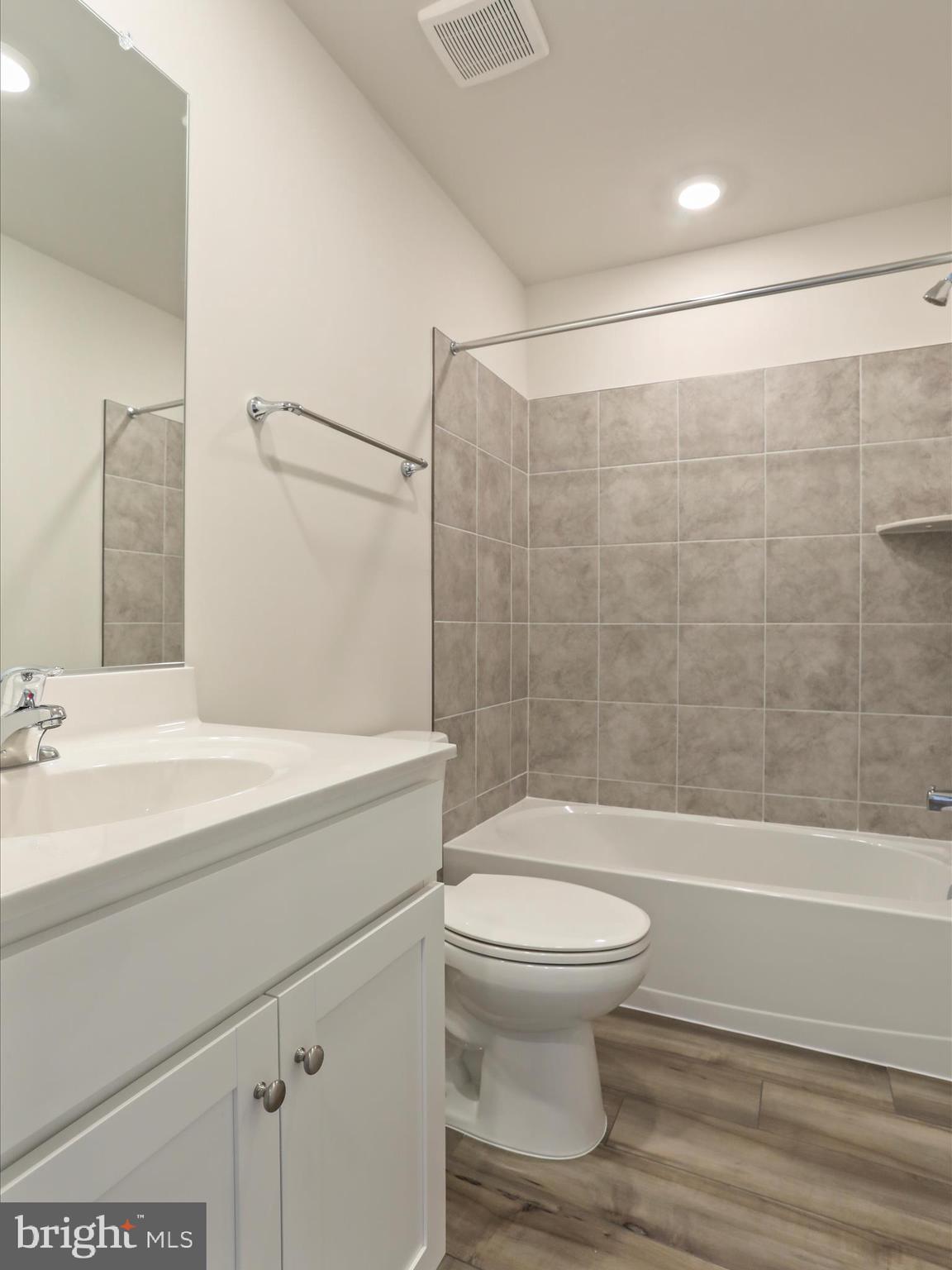 SHENANDOAH SPRINGS - Residential Lease