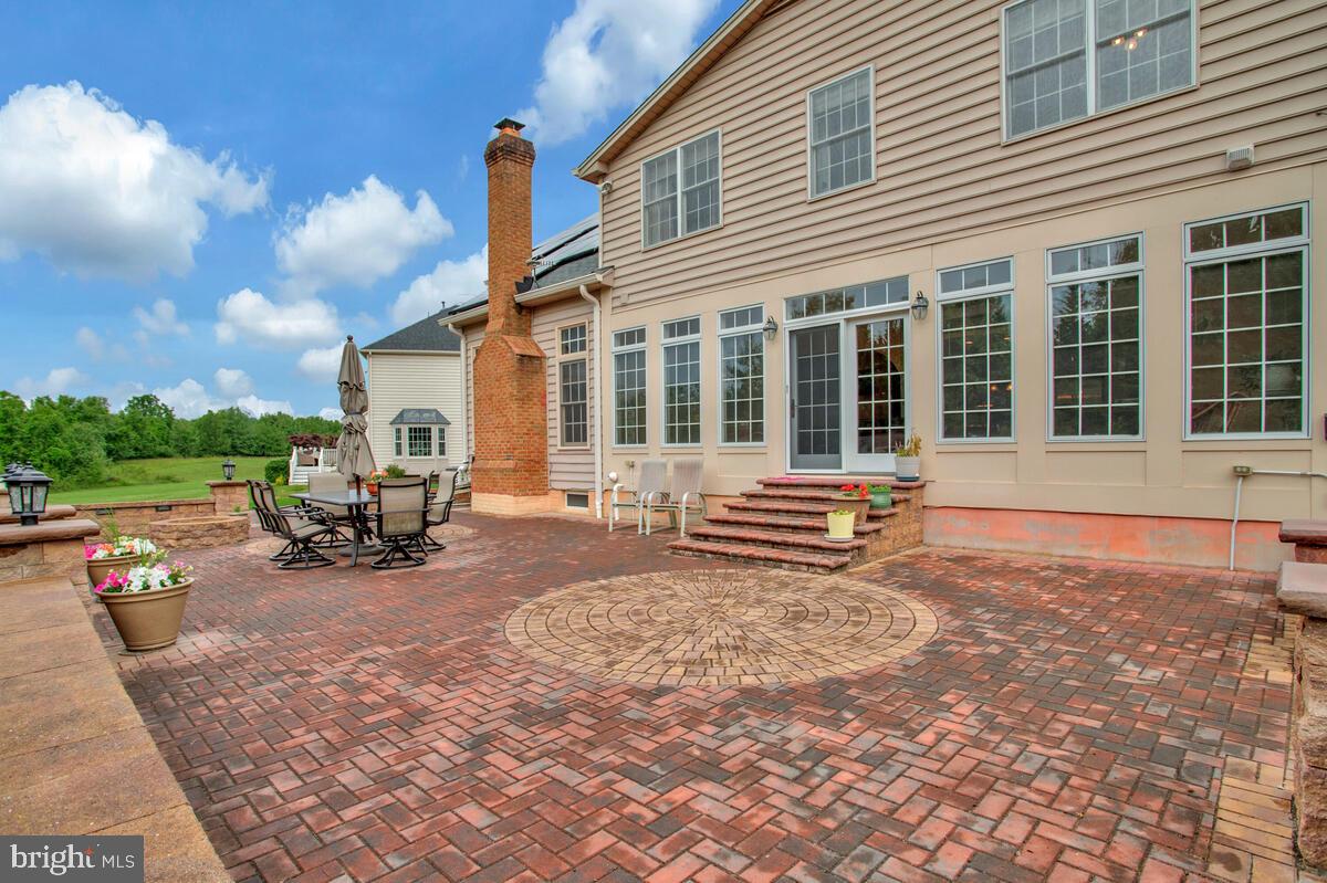 927 BRICK MANOR CIRCLE