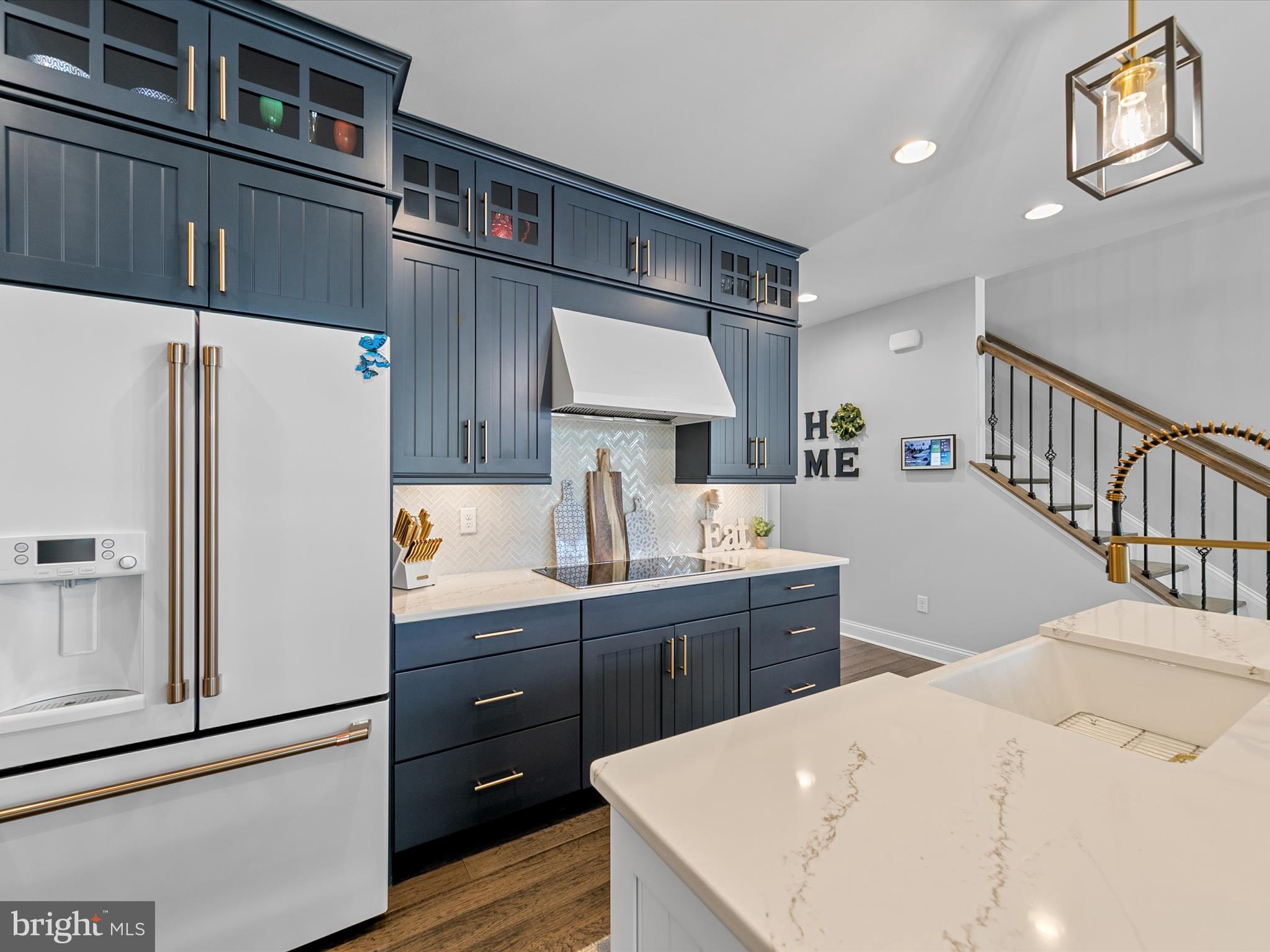 PENINSULA LAKES - Residential