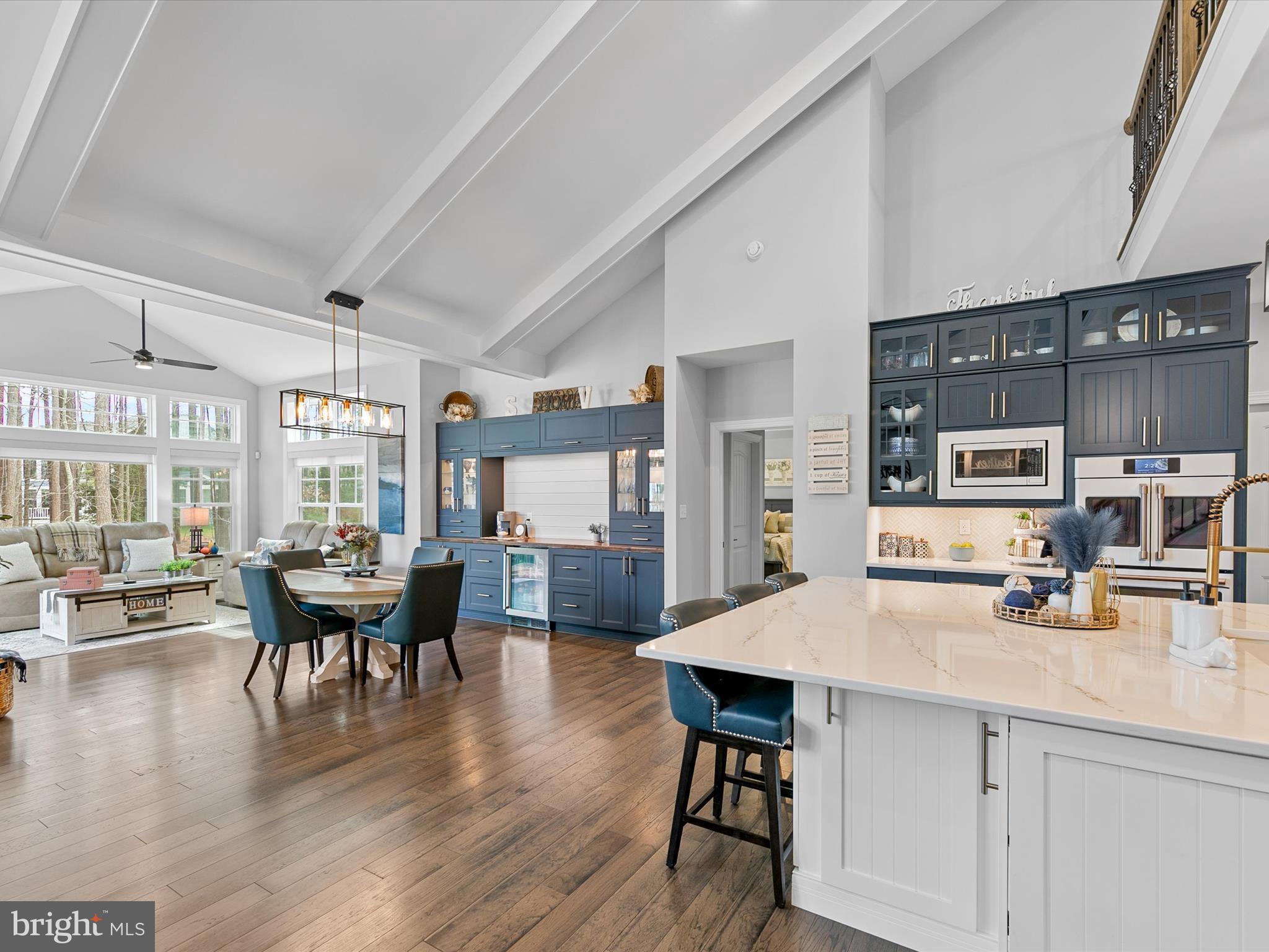 PENINSULA LAKES - Residential