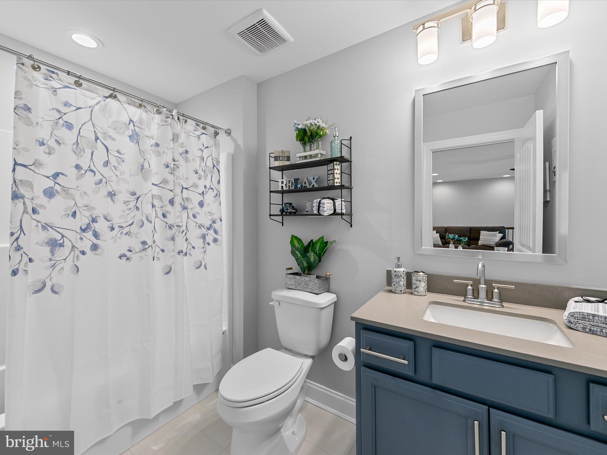 PENINSULA LAKES - Residential