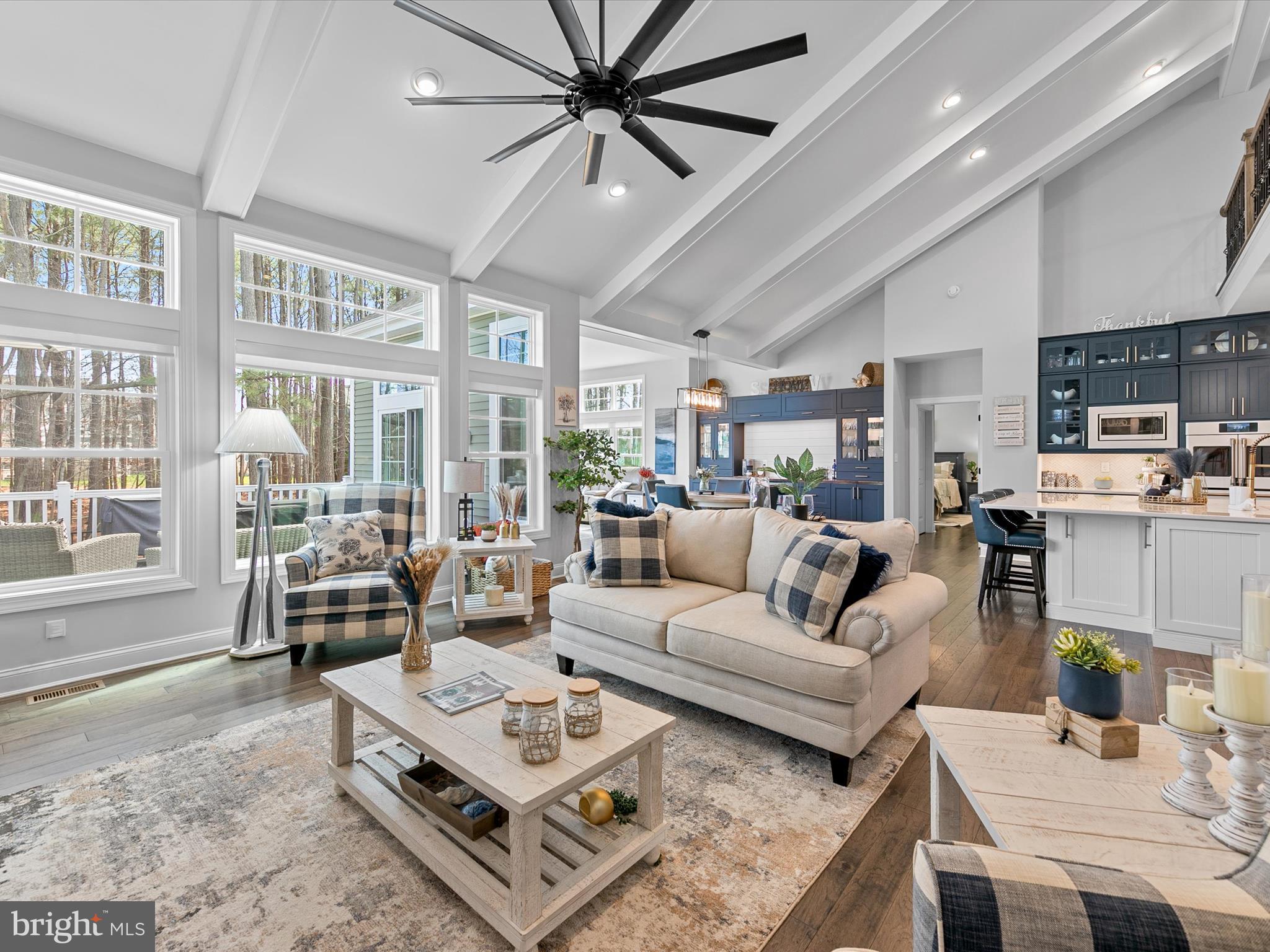 PENINSULA LAKES - Residential