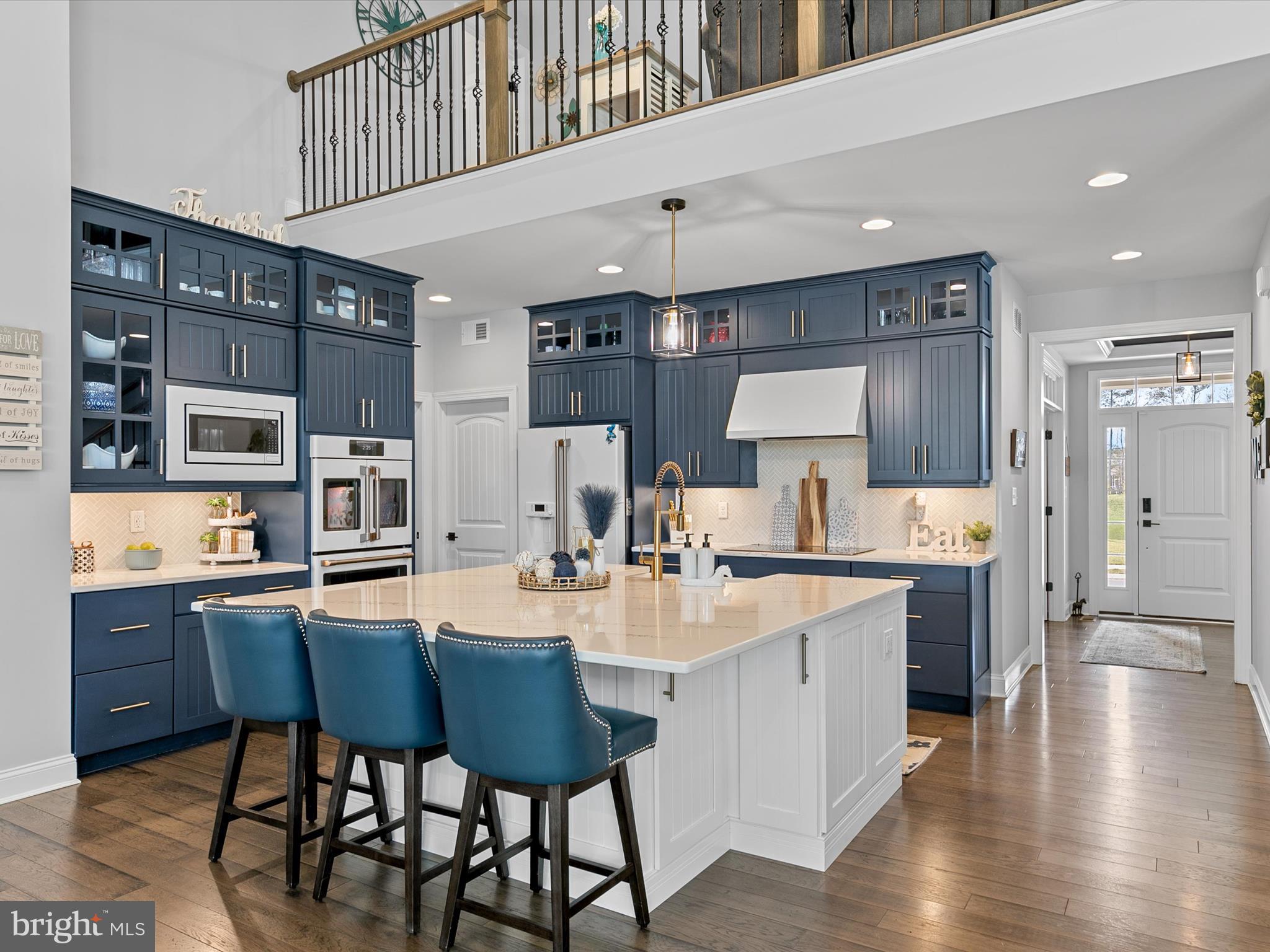 PENINSULA LAKES - Residential