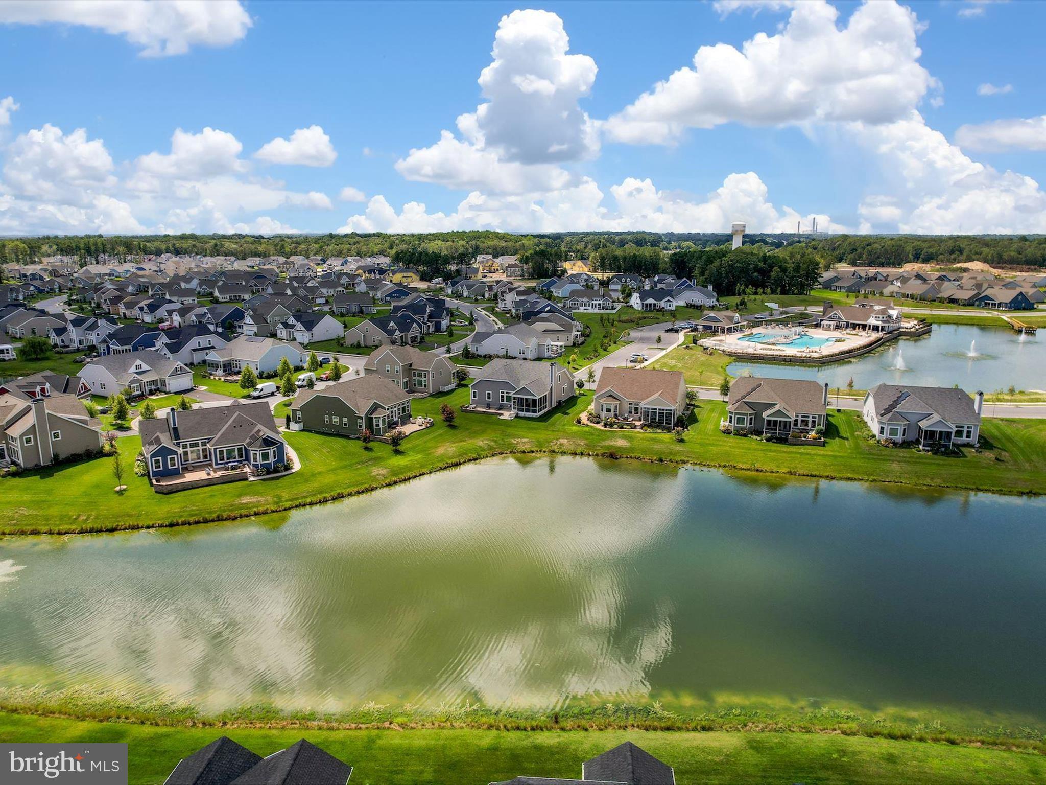 PENINSULA LAKES - Residential