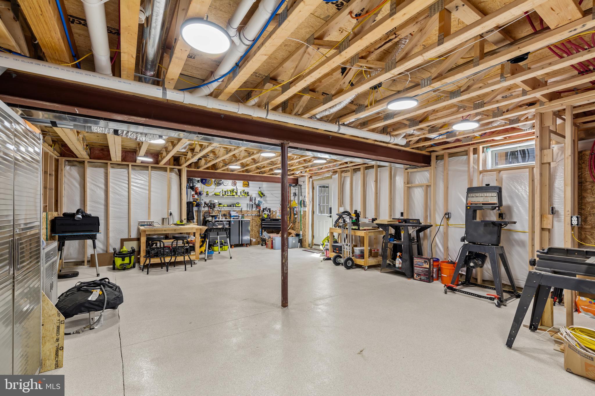 PENINSULA LAKES - Residential