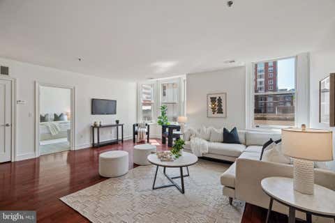 Photo of 1811 Chestnut Street #402, PHILADELPHIA, PA 19103 (MLS # PAPH2663722)