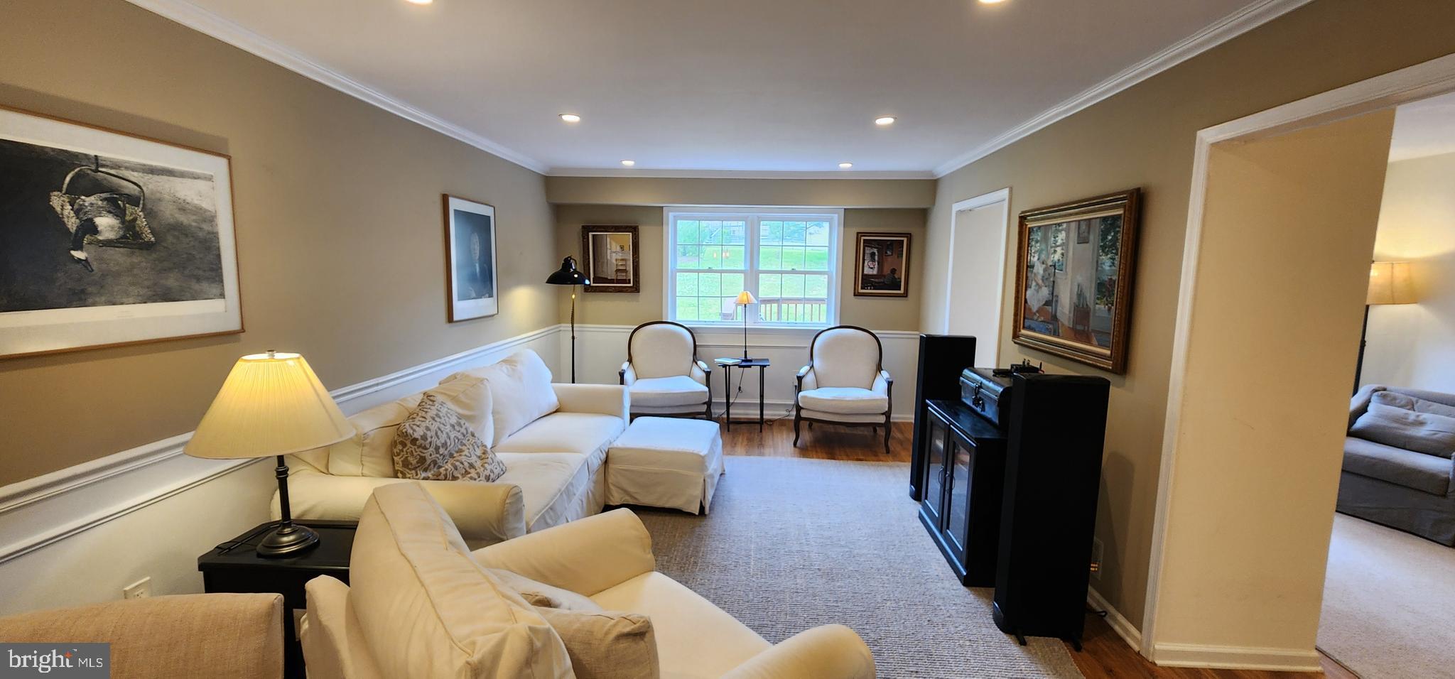 1711 SMEDLEY COURT