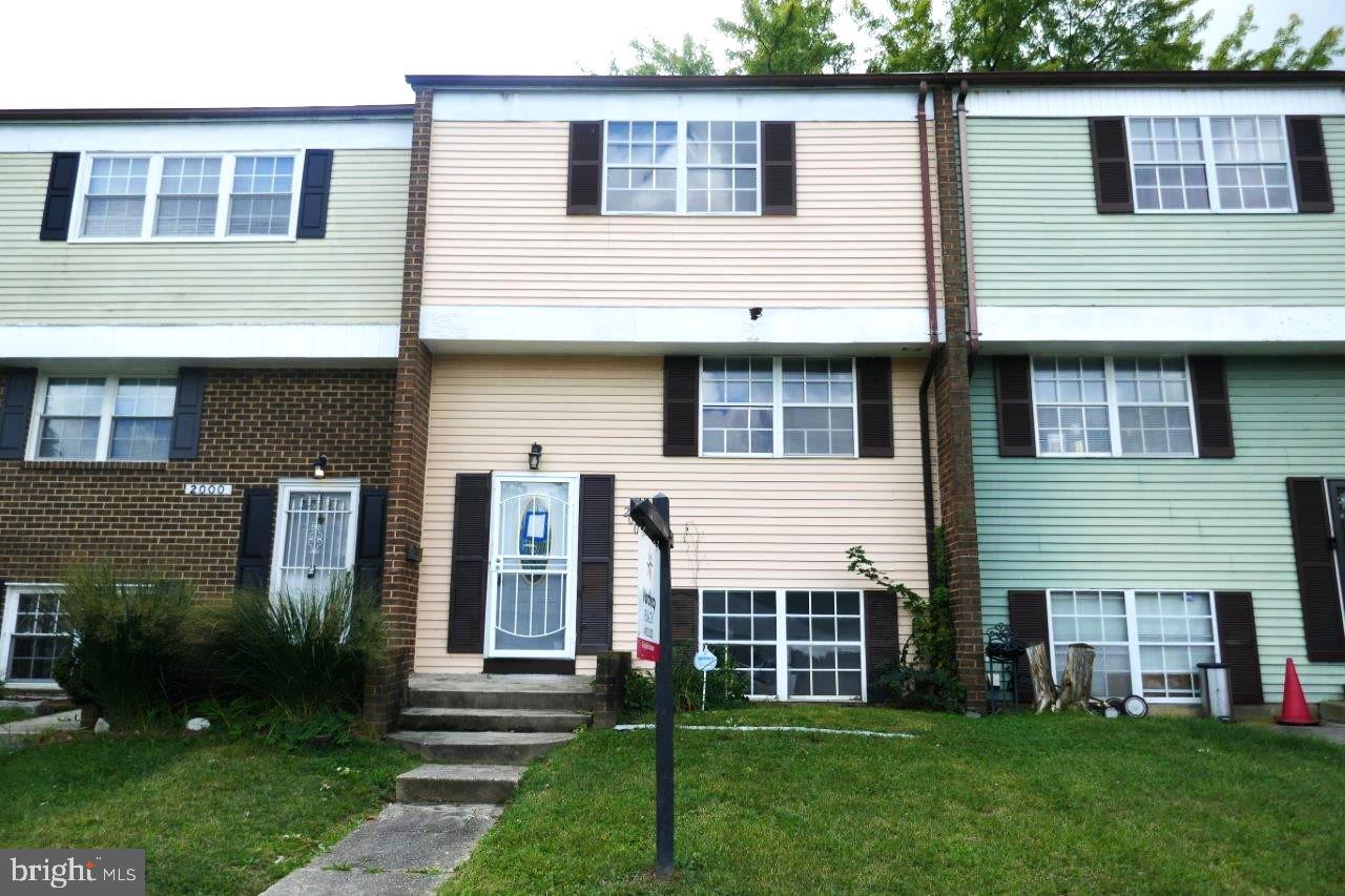 QUAIL MEADOWS TOWNHOUSES - Residential