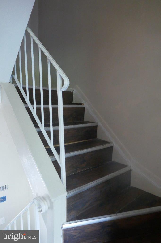 QUAIL MEADOWS TOWNHOUSES - Residential