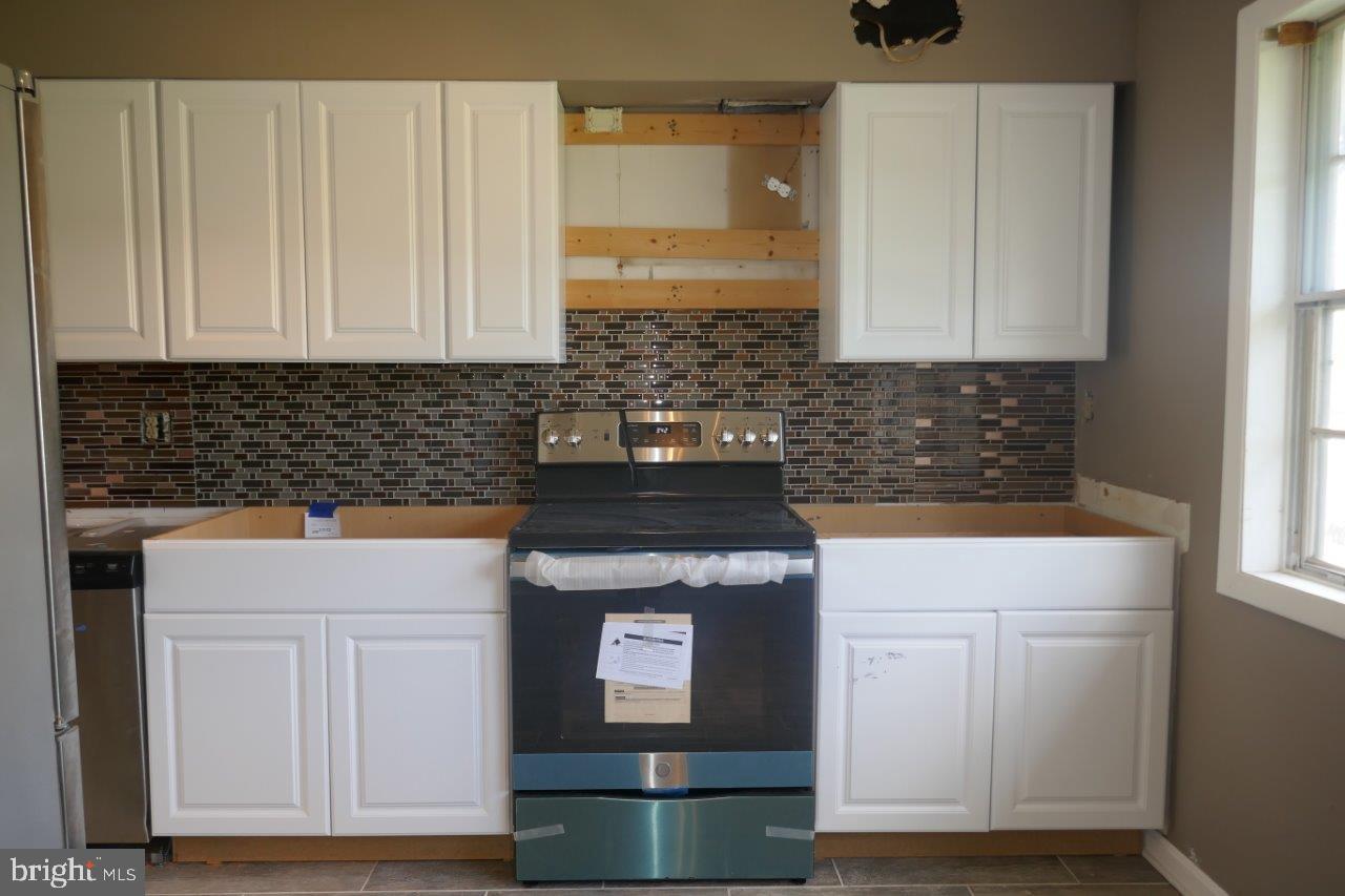 QUAIL MEADOWS TOWNHOUSES - Residential