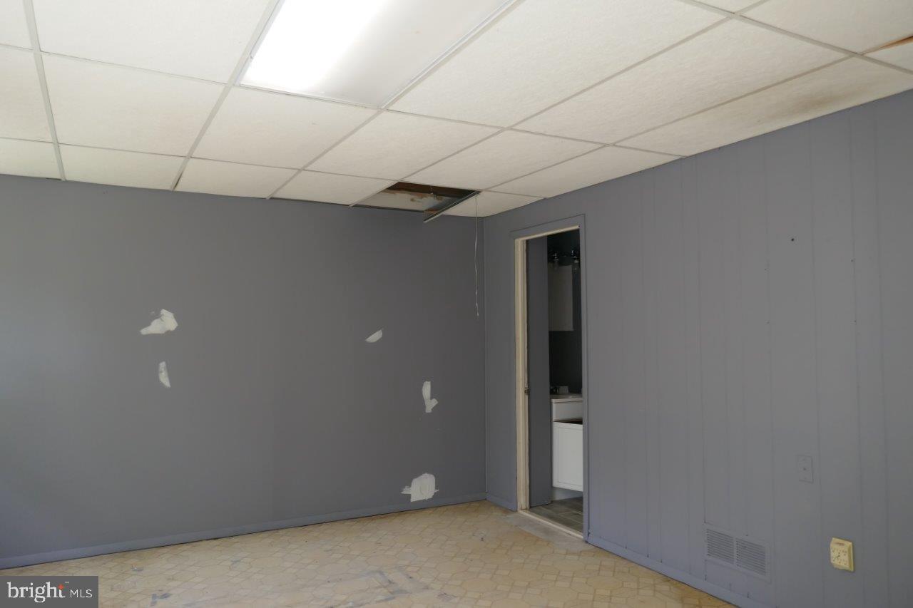 QUAIL MEADOWS TOWNHOUSES - Residential