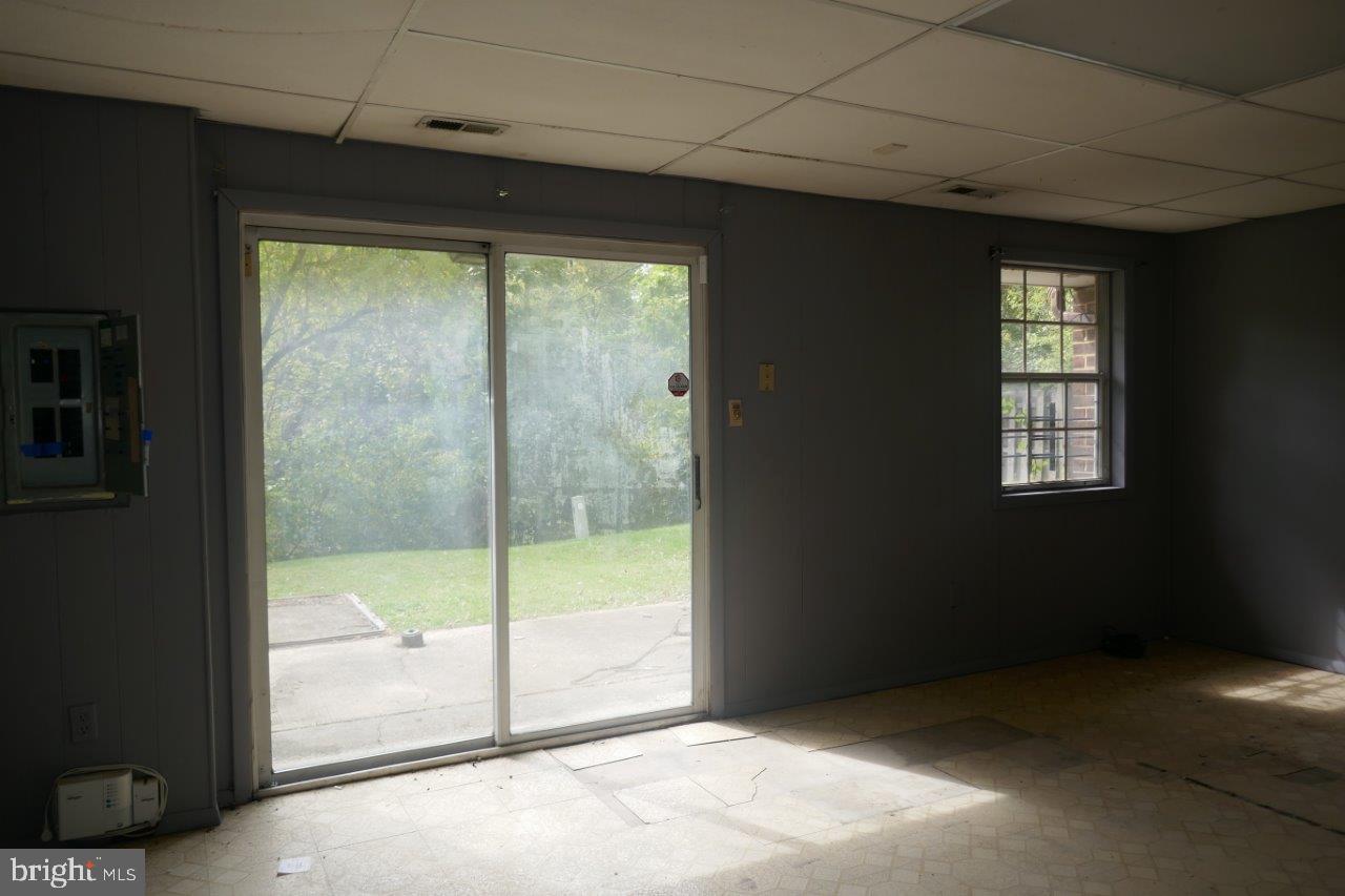 QUAIL MEADOWS TOWNHOUSES - Residential