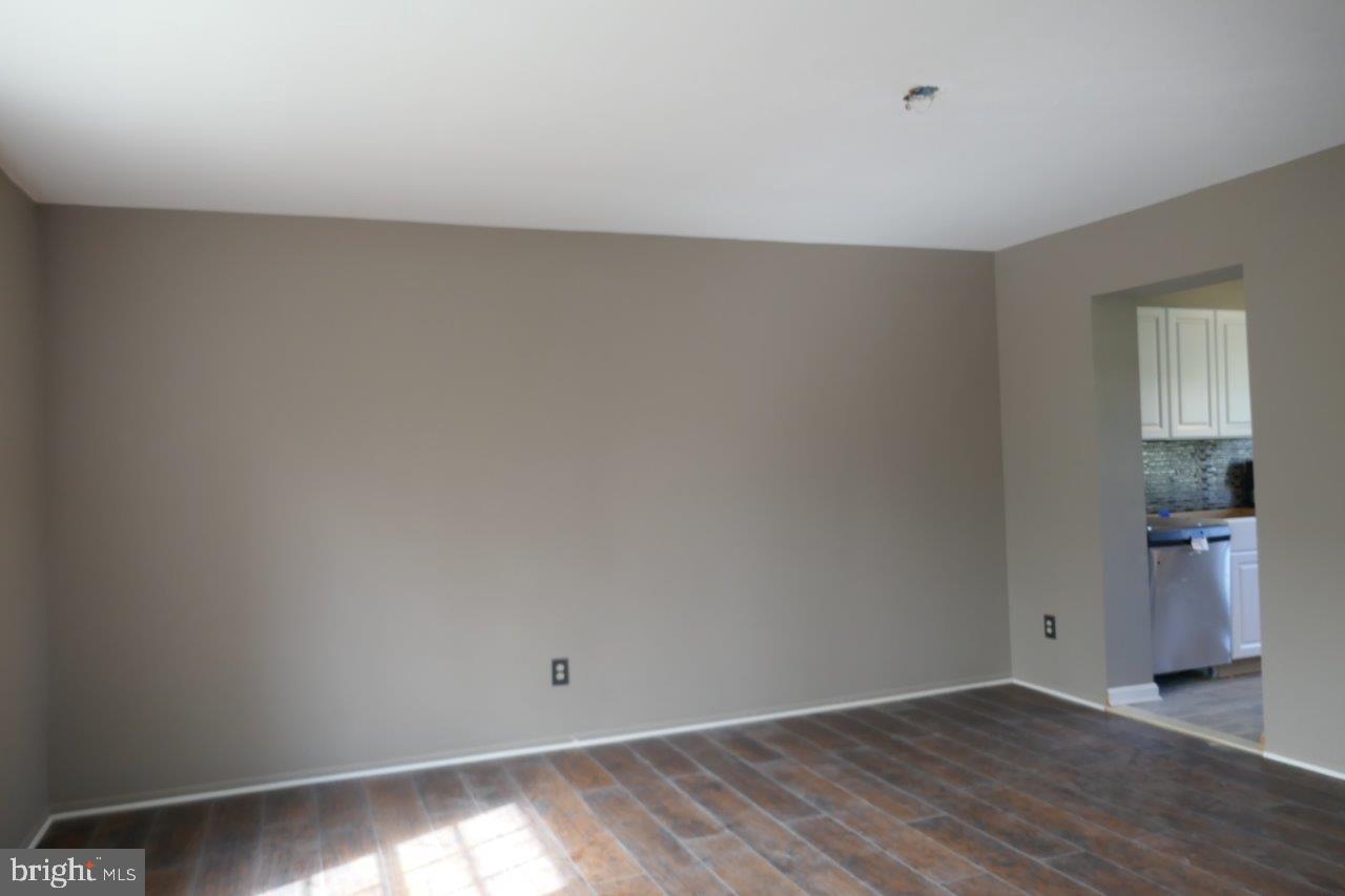 QUAIL MEADOWS TOWNHOUSES - Residential