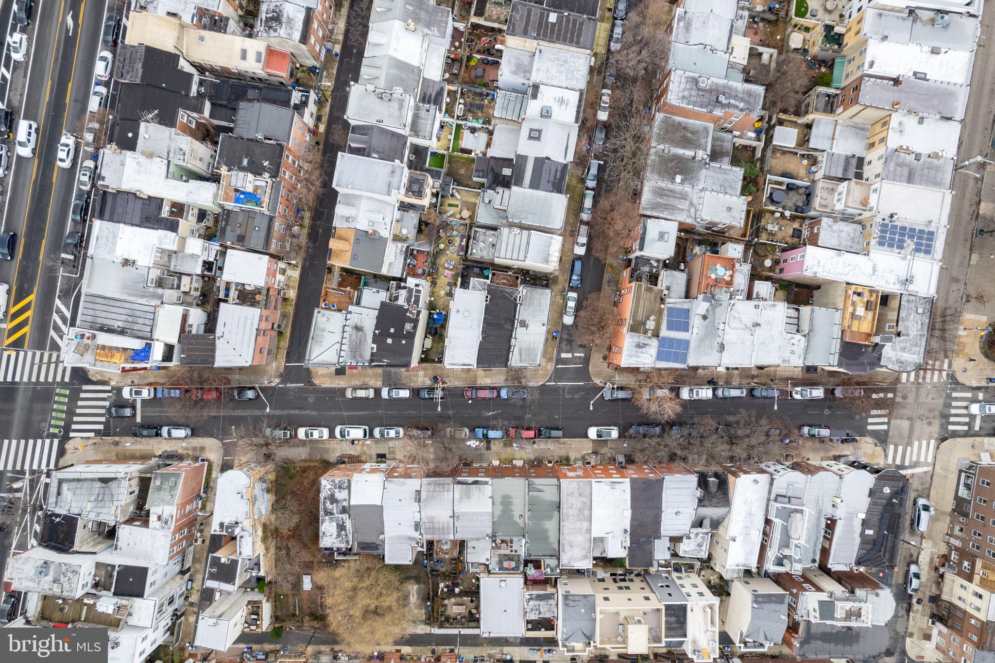 ITALIAN MARKET - Residential Lease