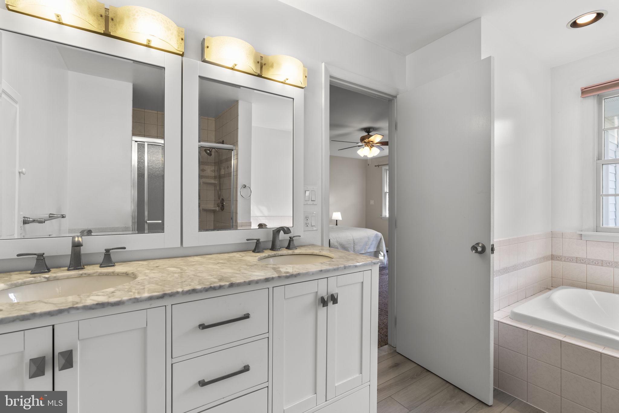 CHATEAU VALLEY - Residential