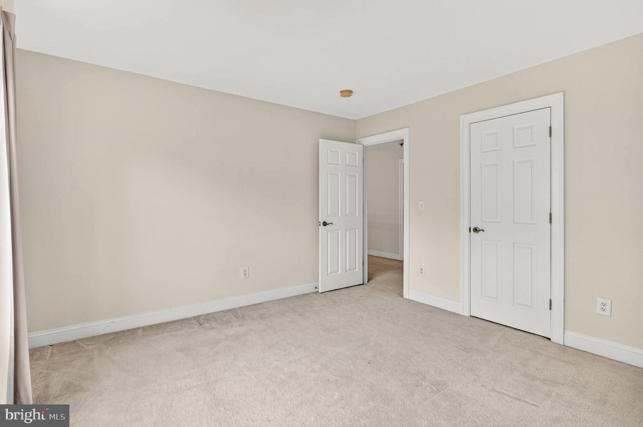 VILLAS AT SEVERNA PARK - Residential