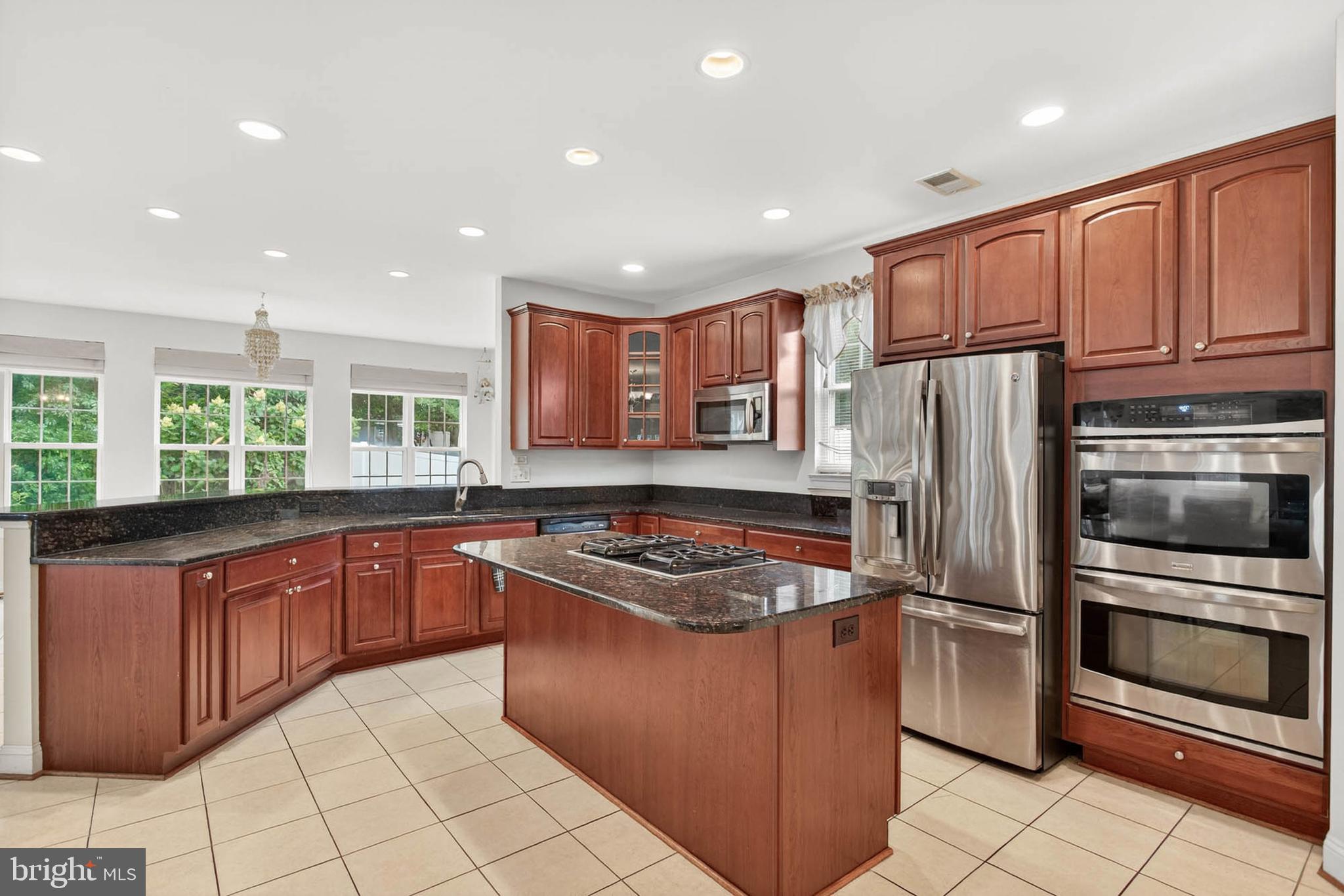 VILLAS AT SEVERNA PARK - Residential