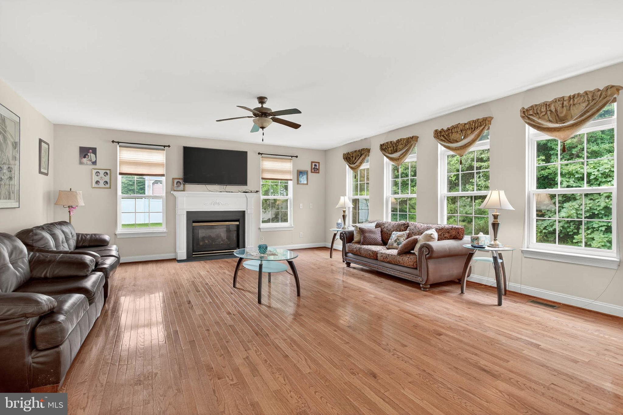 VILLAS AT SEVERNA PARK - Residential