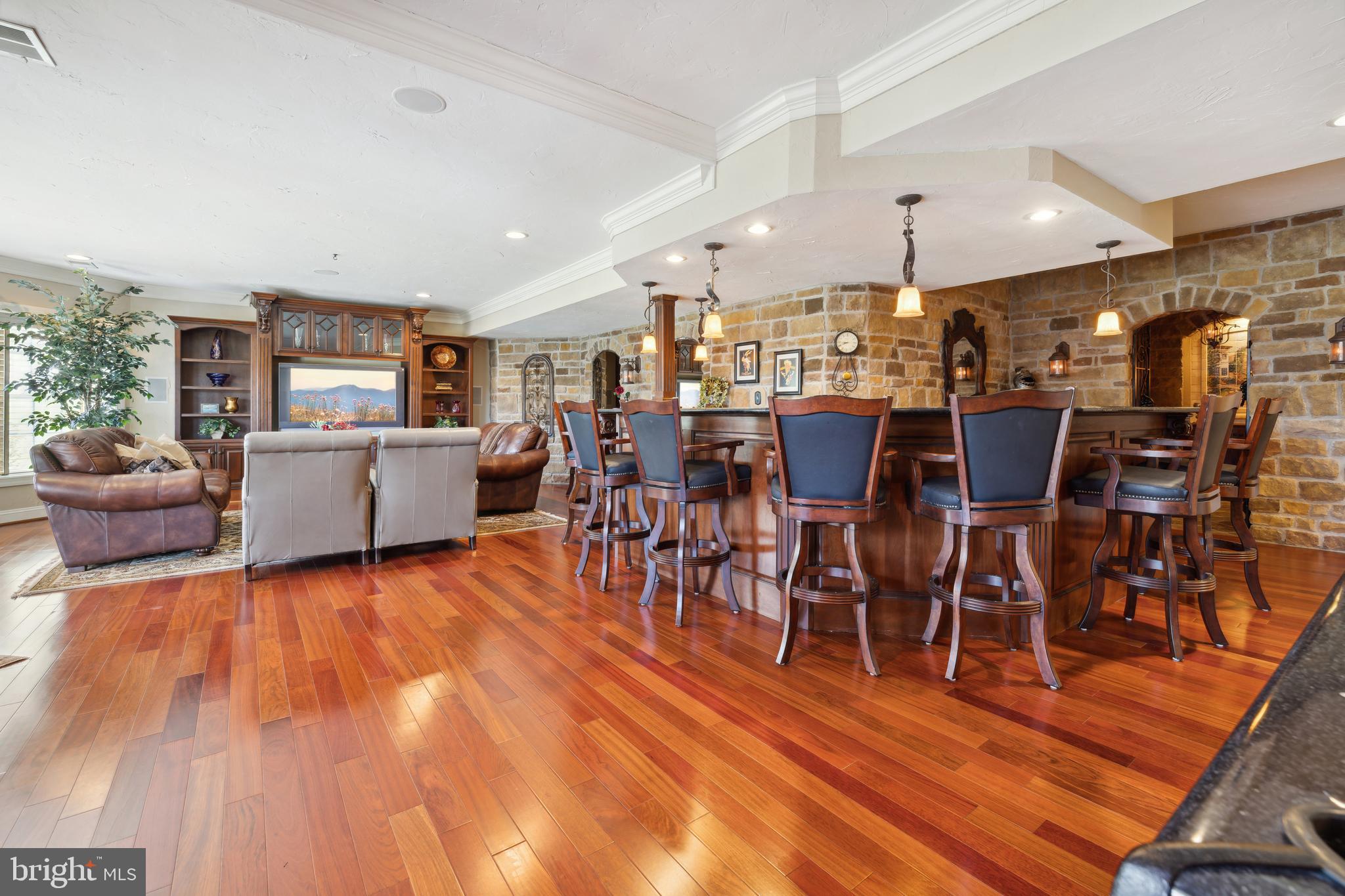 GOSHEN PARK PLACE - Residential