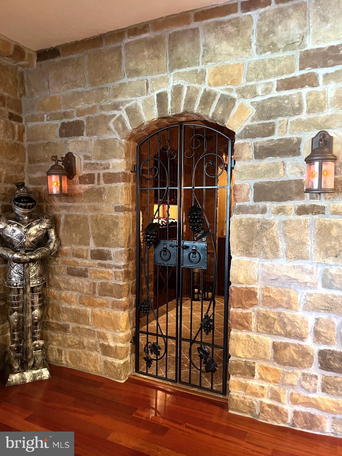 GOSHEN PARK PLACE - Residential