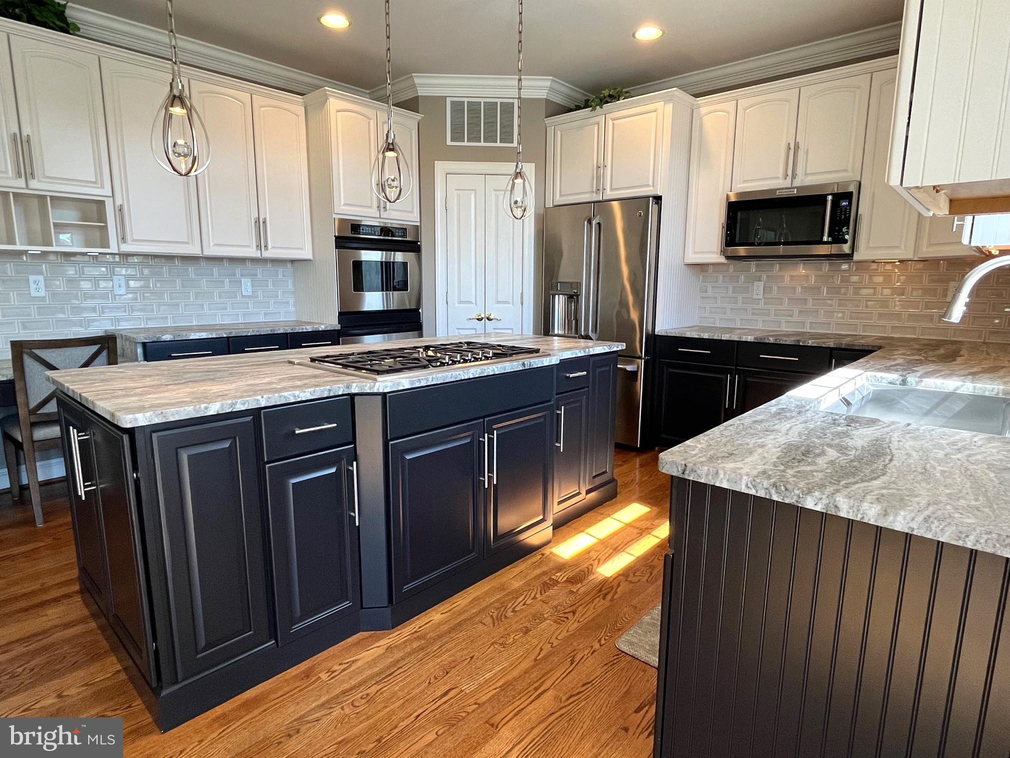 GOSHEN PARK PLACE - Residential