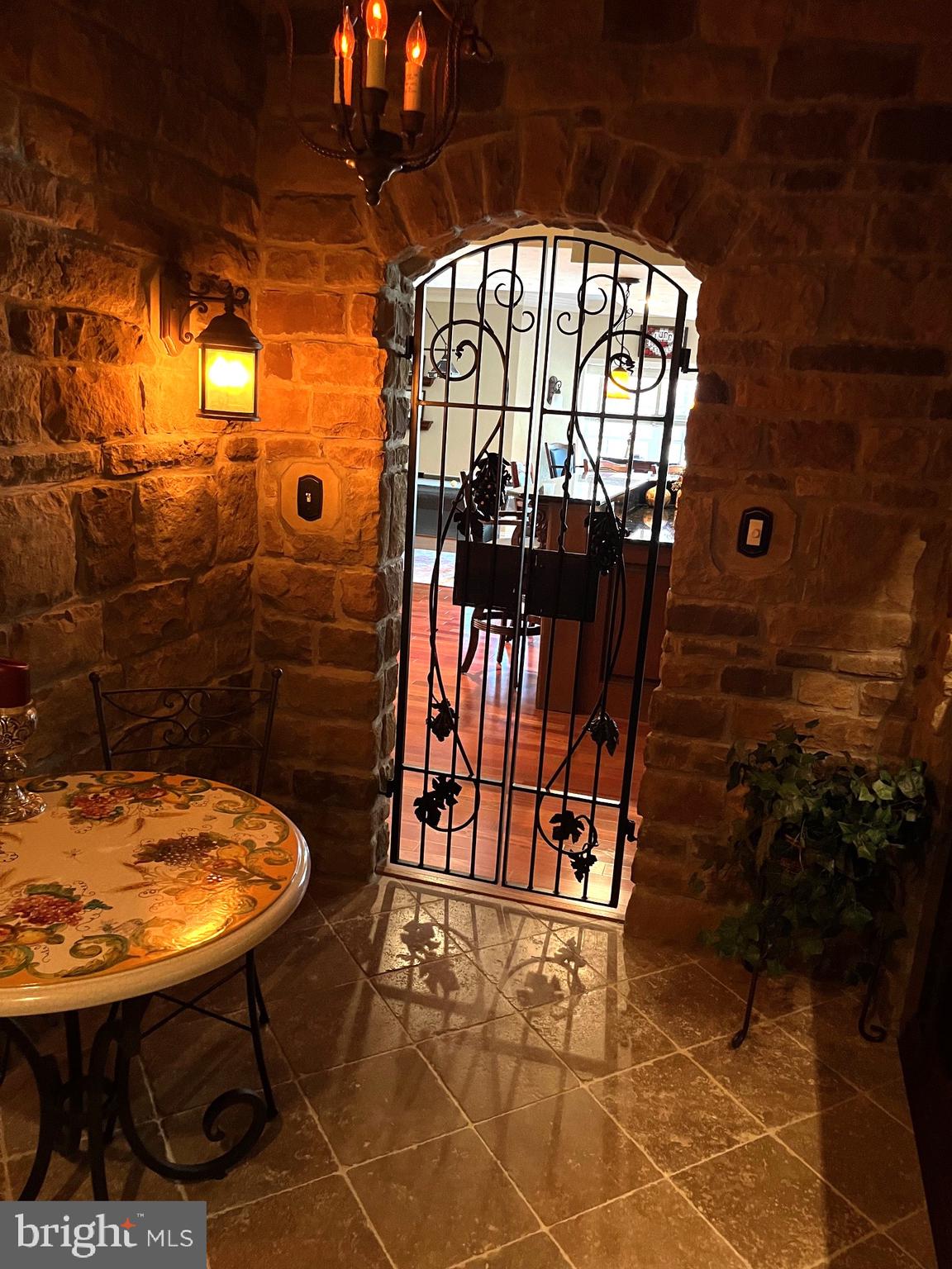 GOSHEN PARK PLACE - Residential