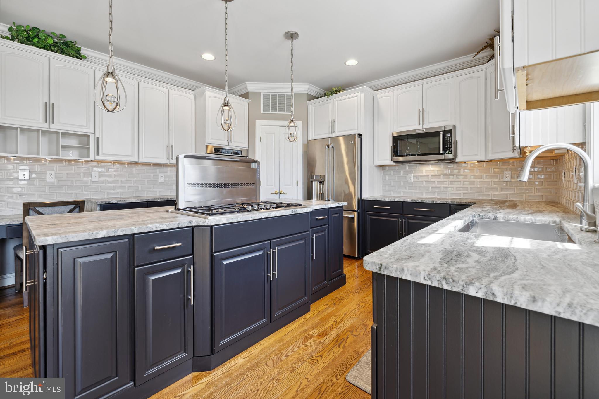 GOSHEN PARK PLACE - Residential