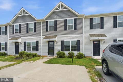 Townhouse For Sale - 153 Wye Oak Drive<br/> TOWNSEND, DE 19734