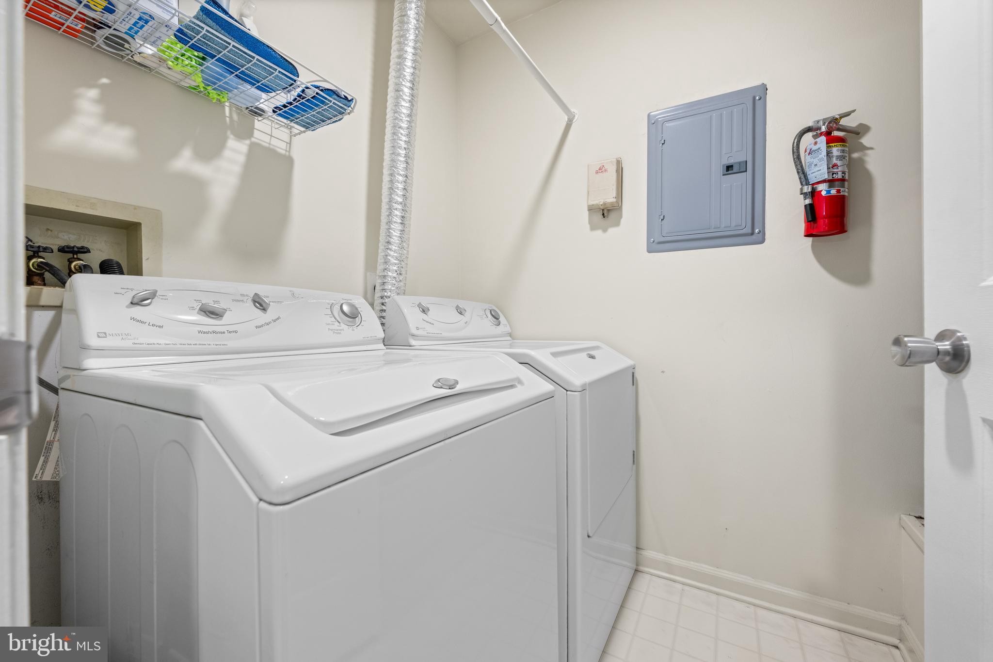 MONTGOMERY BROOK - Residential