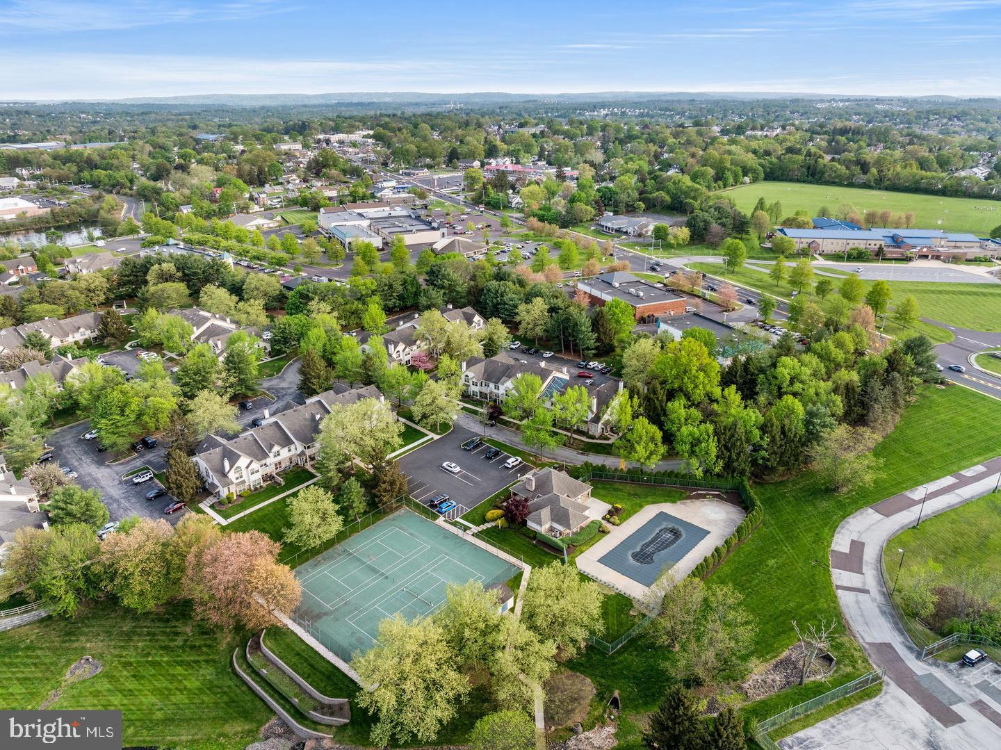 MONTGOMERY BROOK - Residential