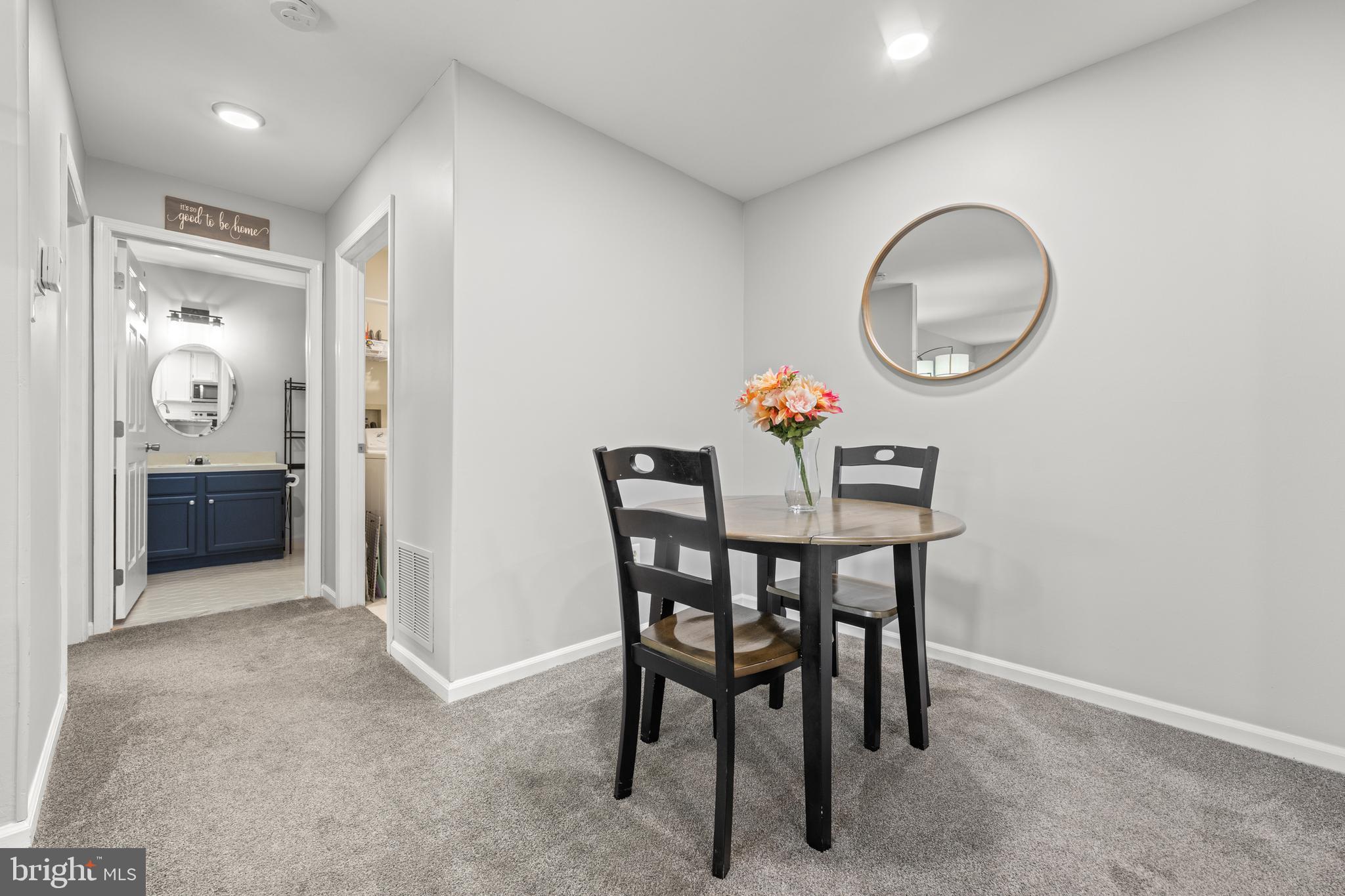 MONTGOMERY BROOK - Residential