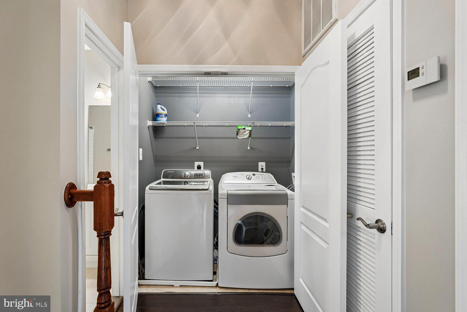 THE TOWNES AT VILLAGE PLACE - Residential