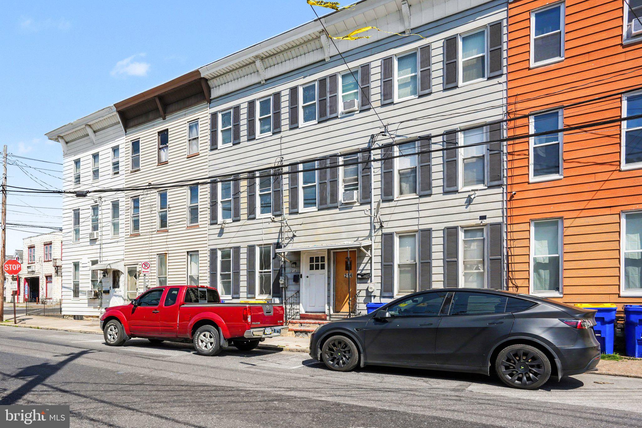 216 W ALLEN STREET