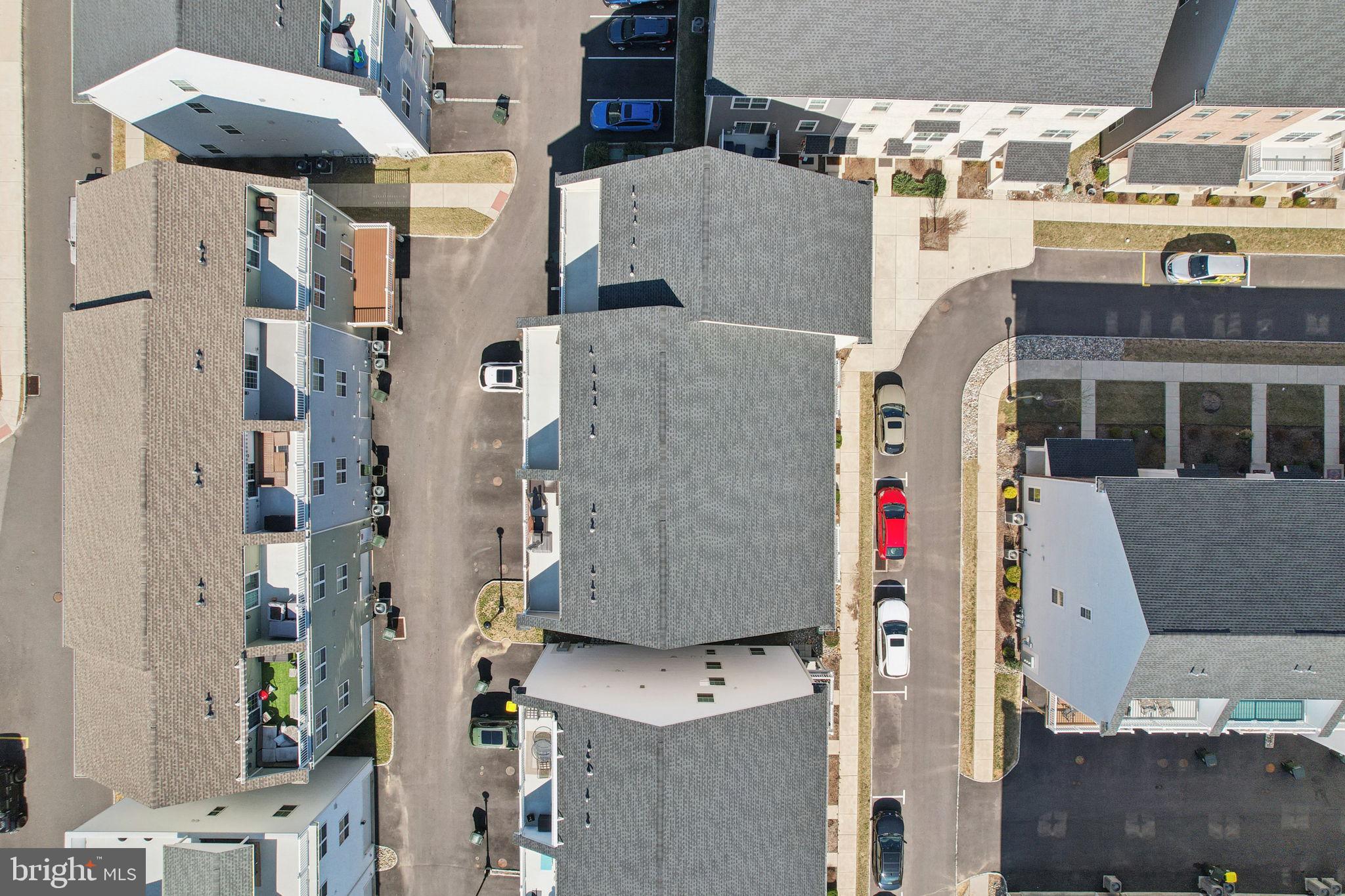 WATERSIDE - Residential