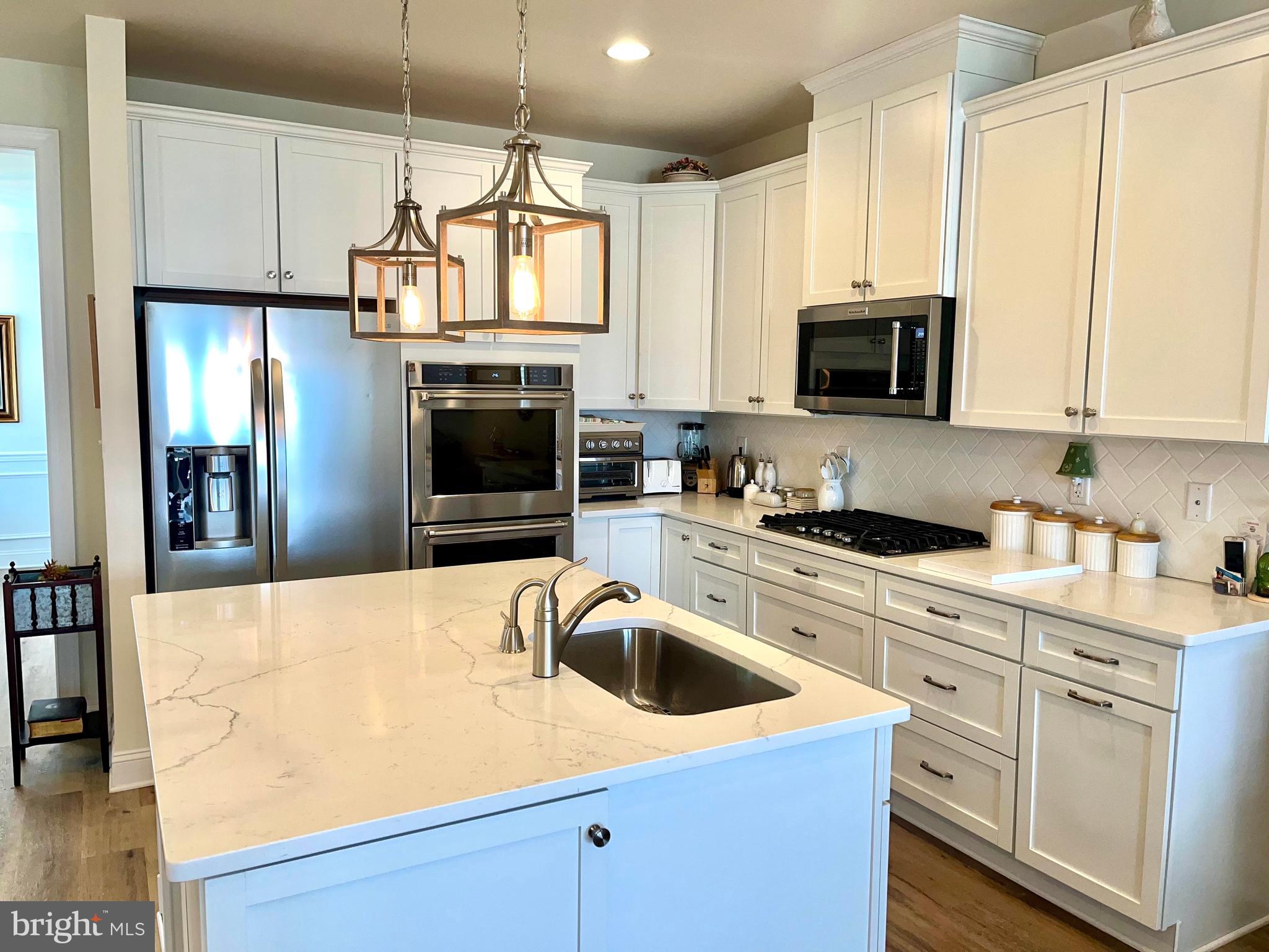 BAY BRIDGE COVE - Residential Lease