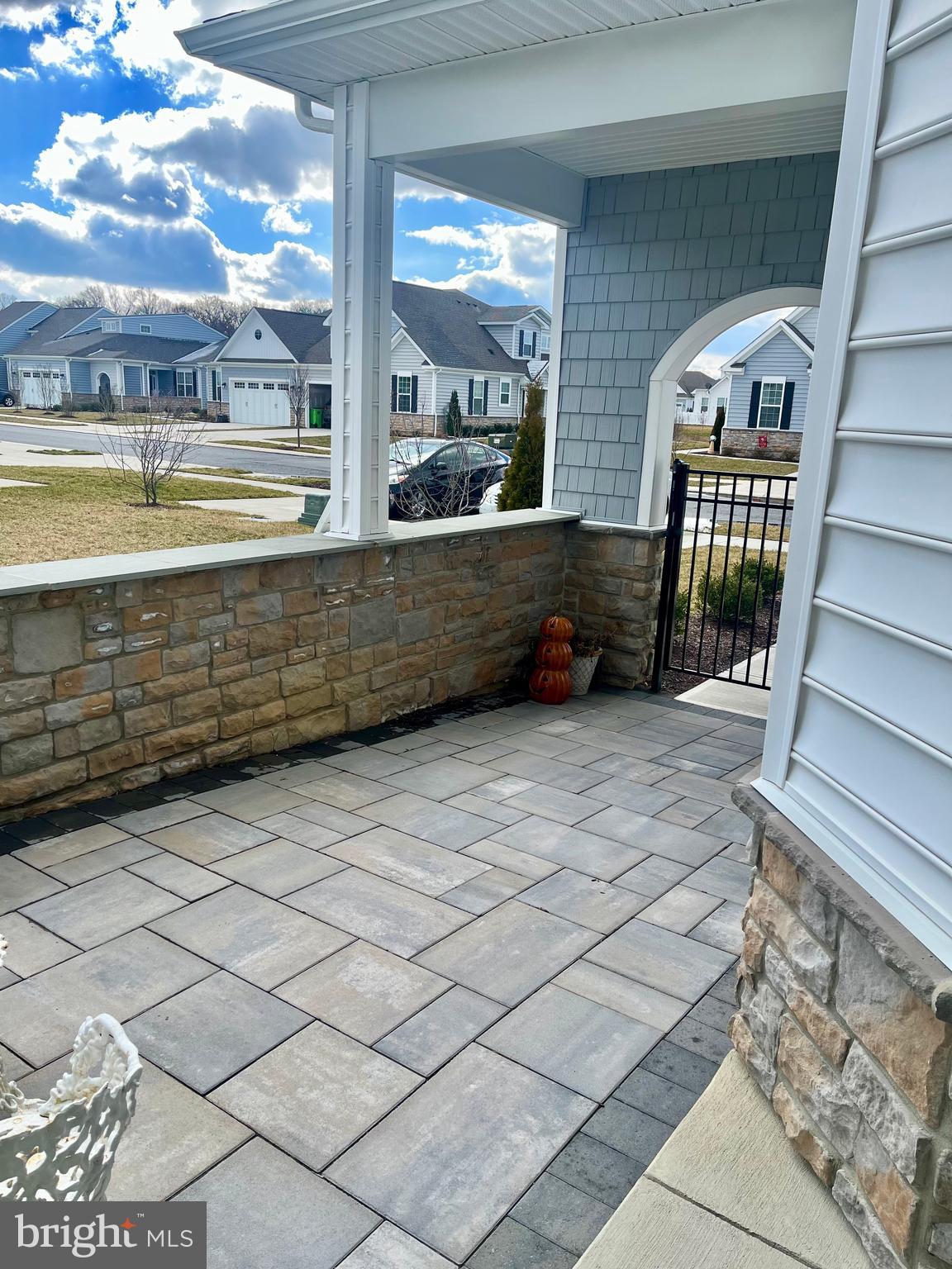 BAY BRIDGE COVE - Residential Lease