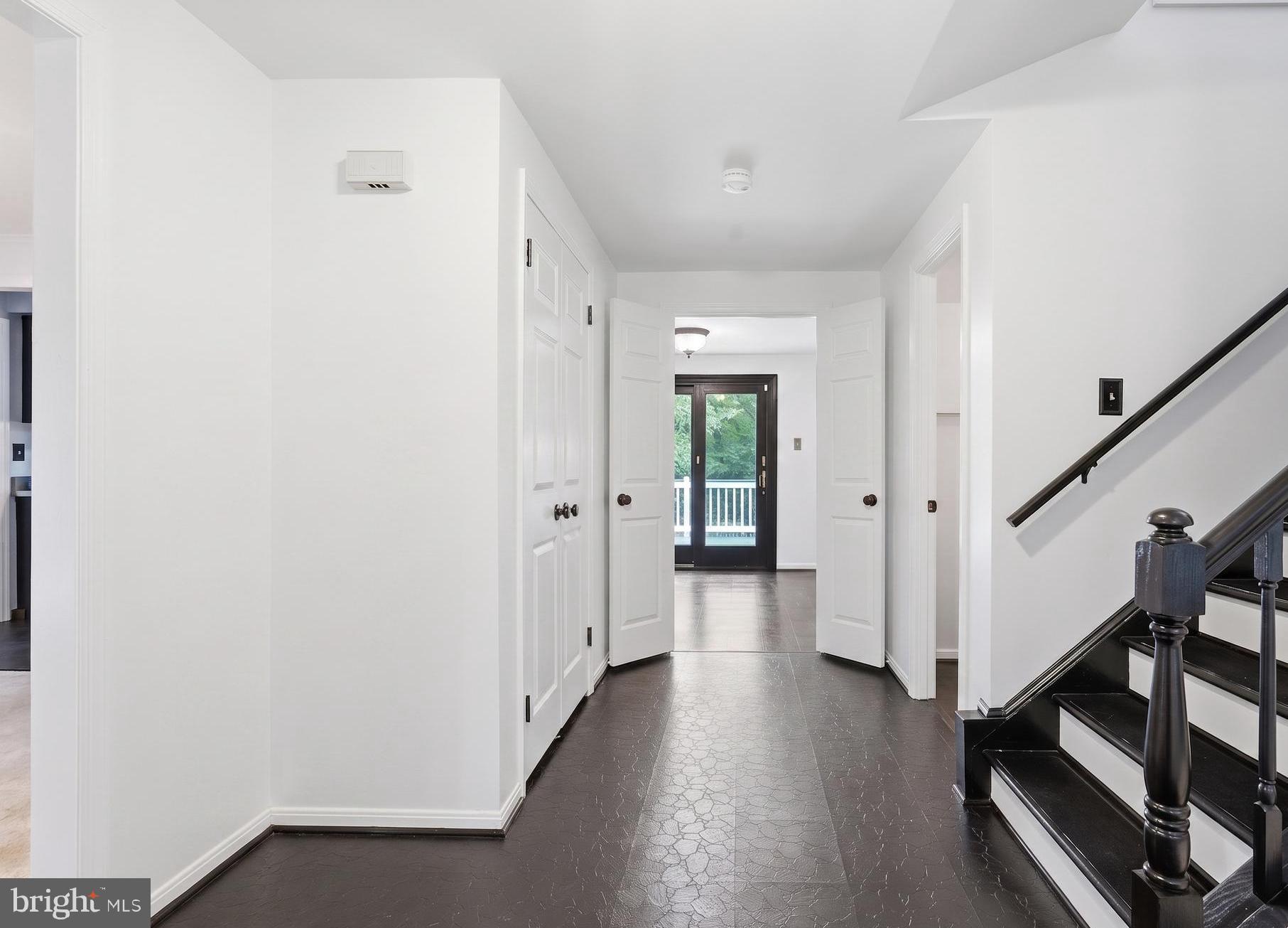 6121 QUEENS BRIGADE COURT