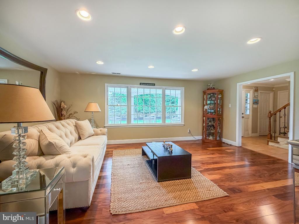 SPRING GARDEN MILL - Residential