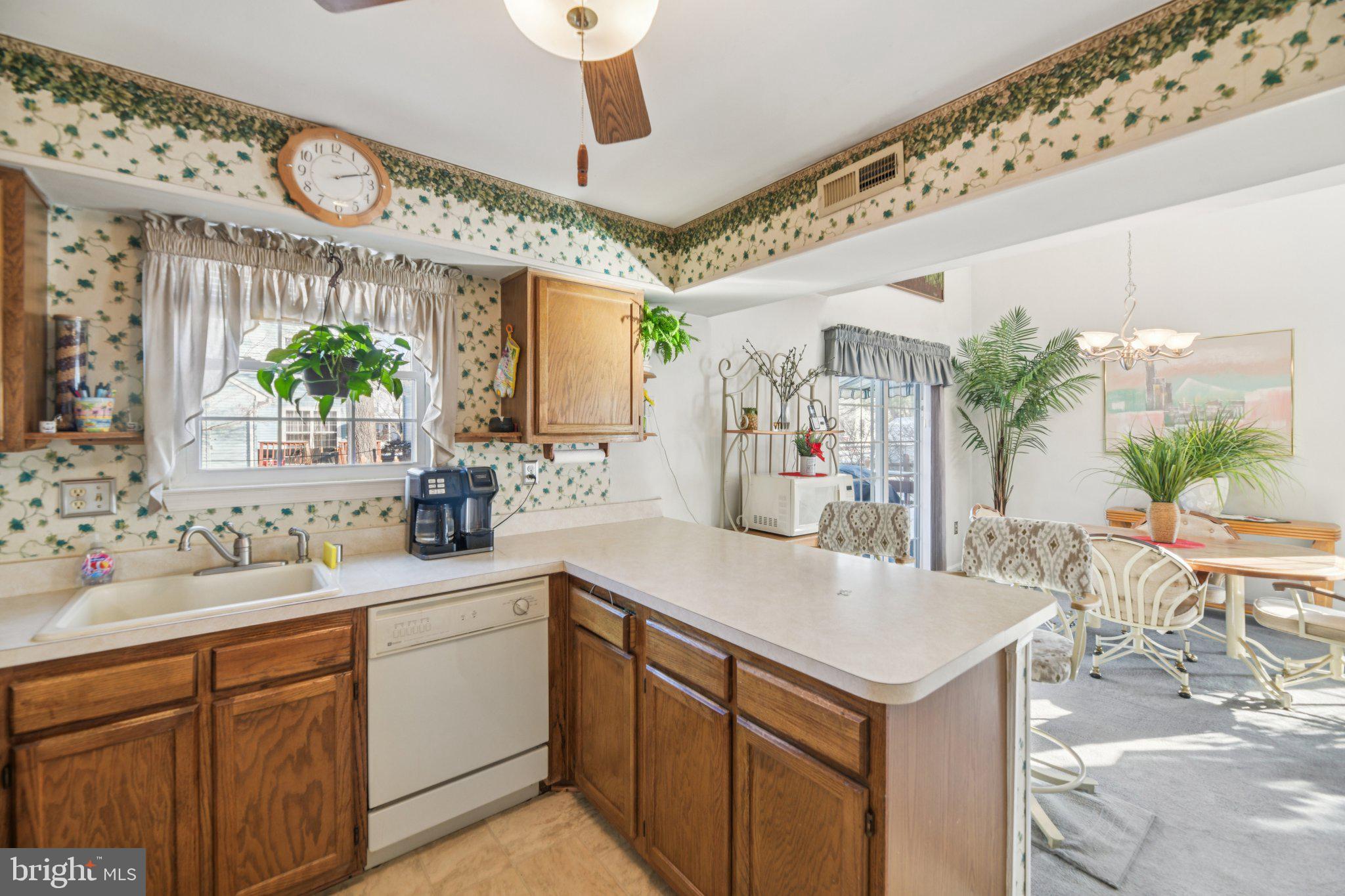 ST CHARLES DORCHESTER - Residential