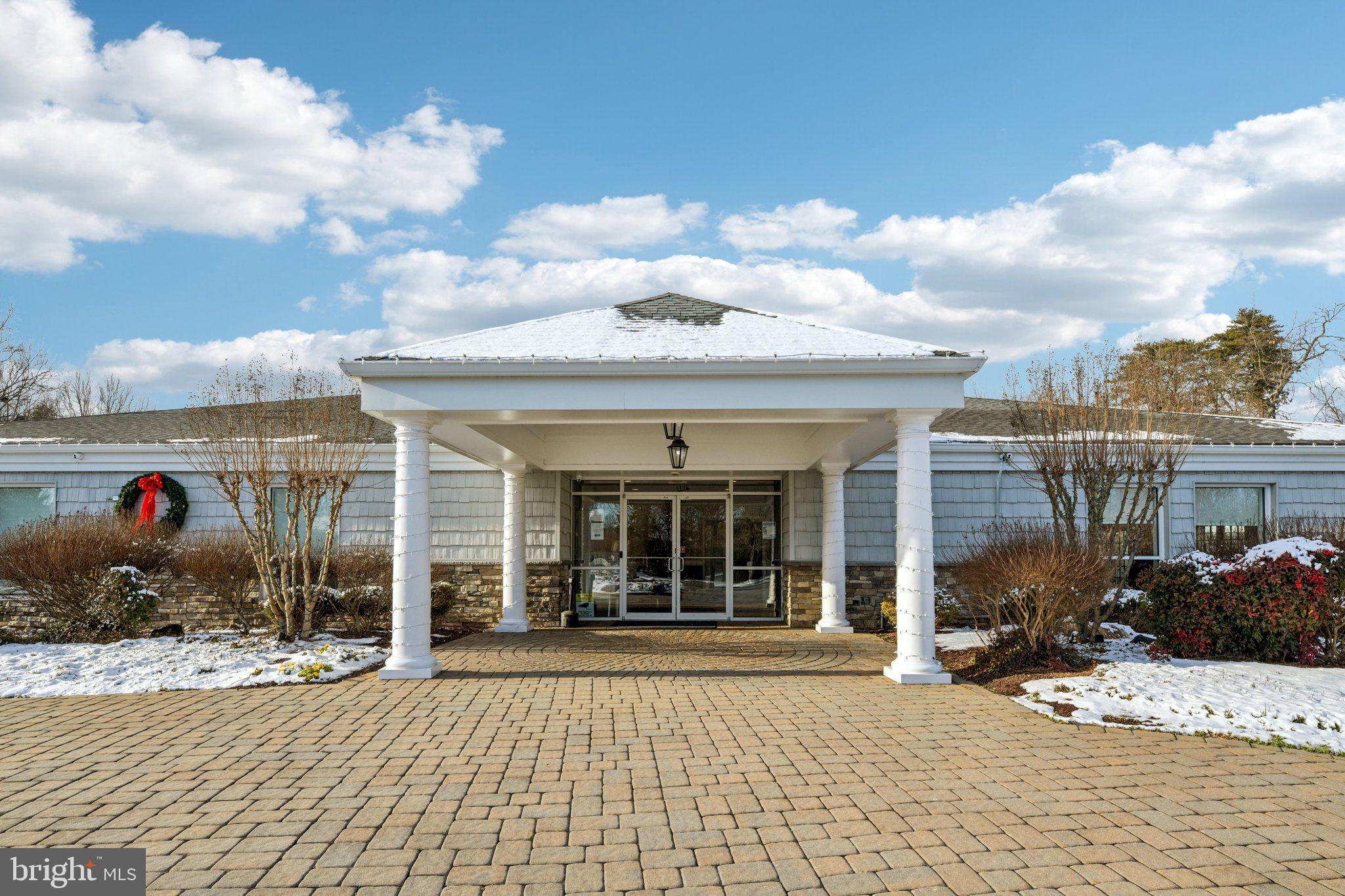 ST CHARLES DORCHESTER - Residential