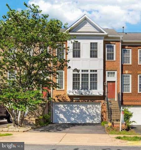Townhouse For Sale - 17507 Cajun Court<br/> DUMFRIES, VA 22025