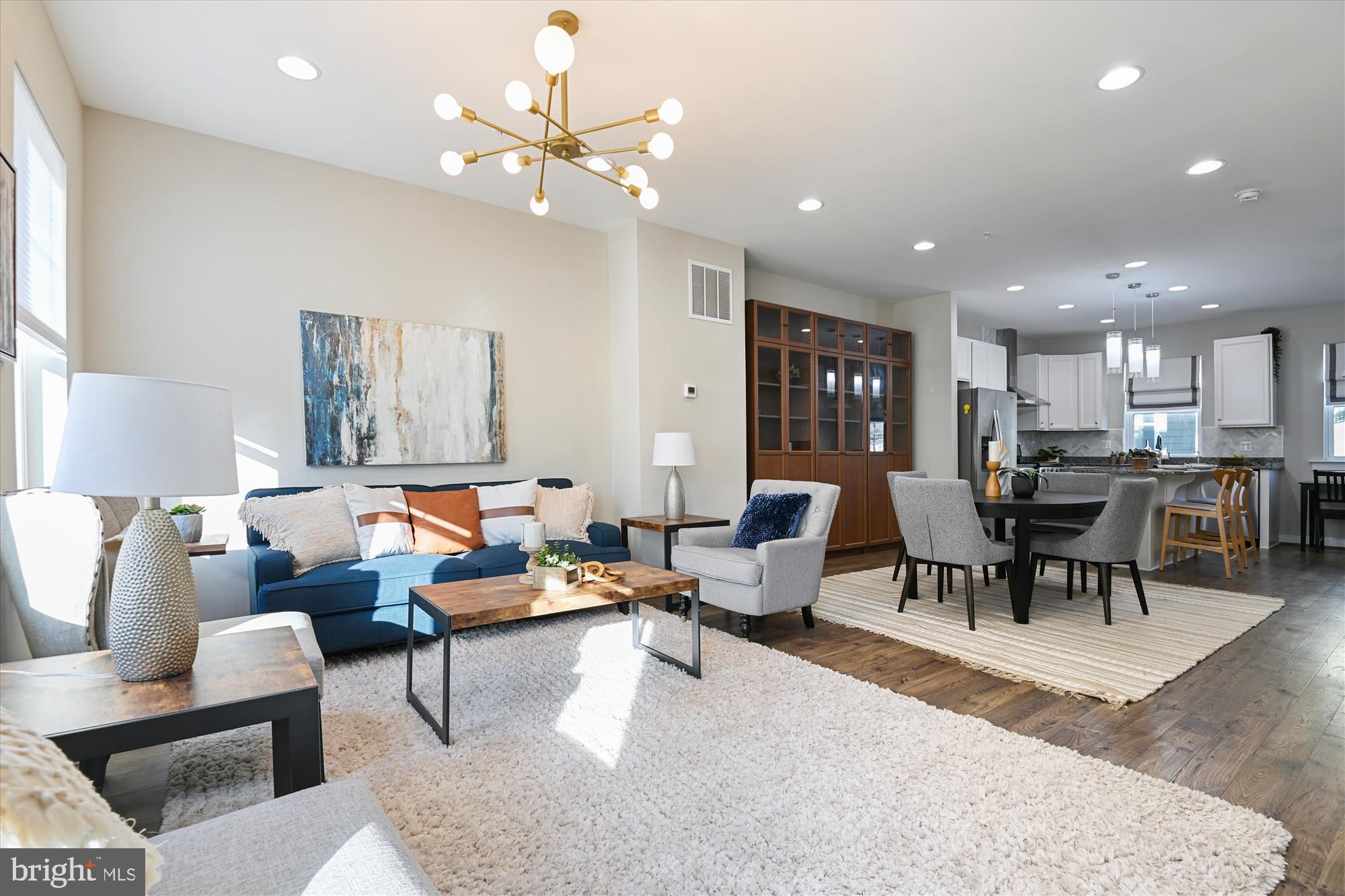 TOWSON MANOR VILLAGE - Residential