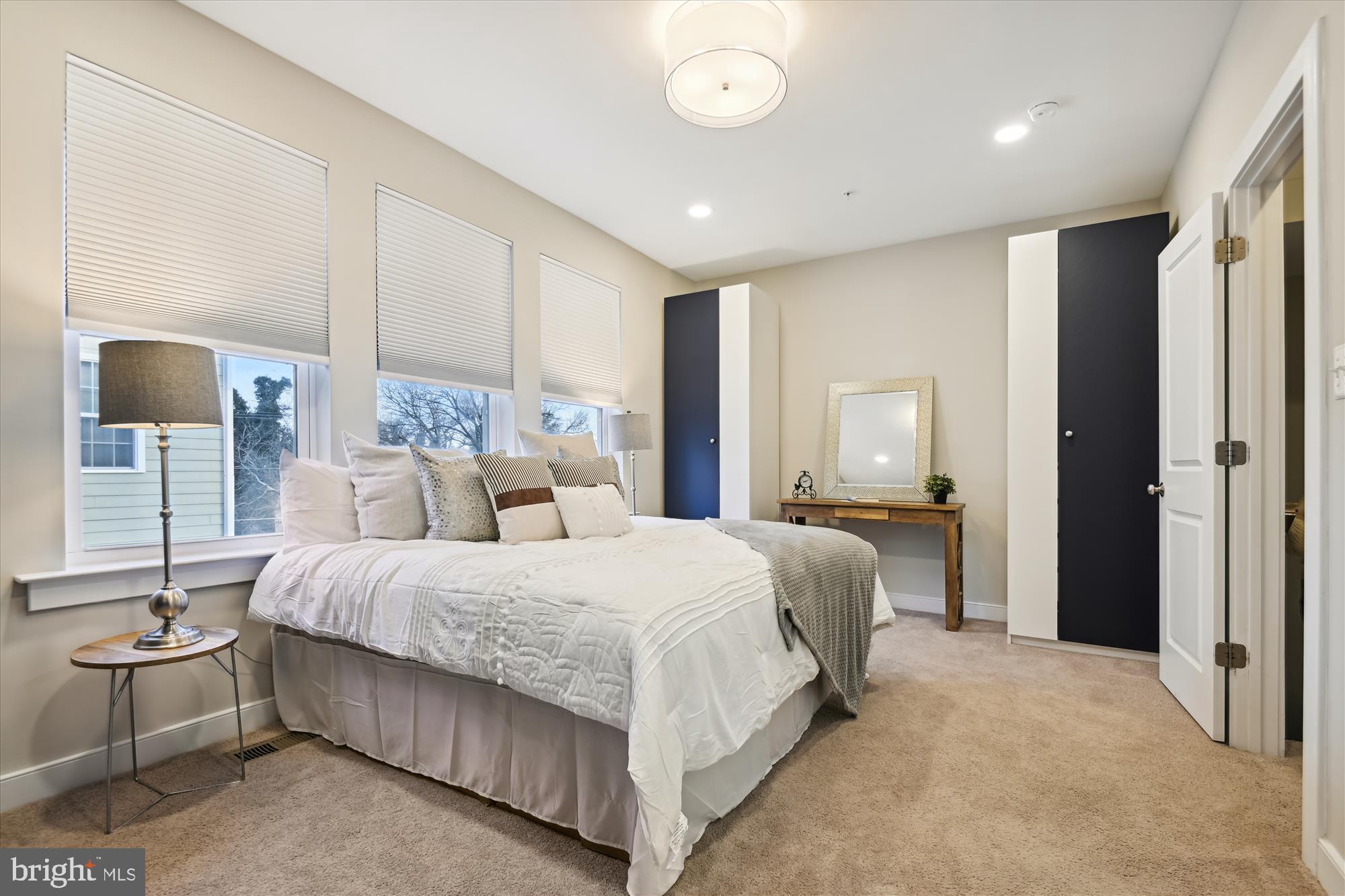 TOWSON MANOR VILLAGE - Residential