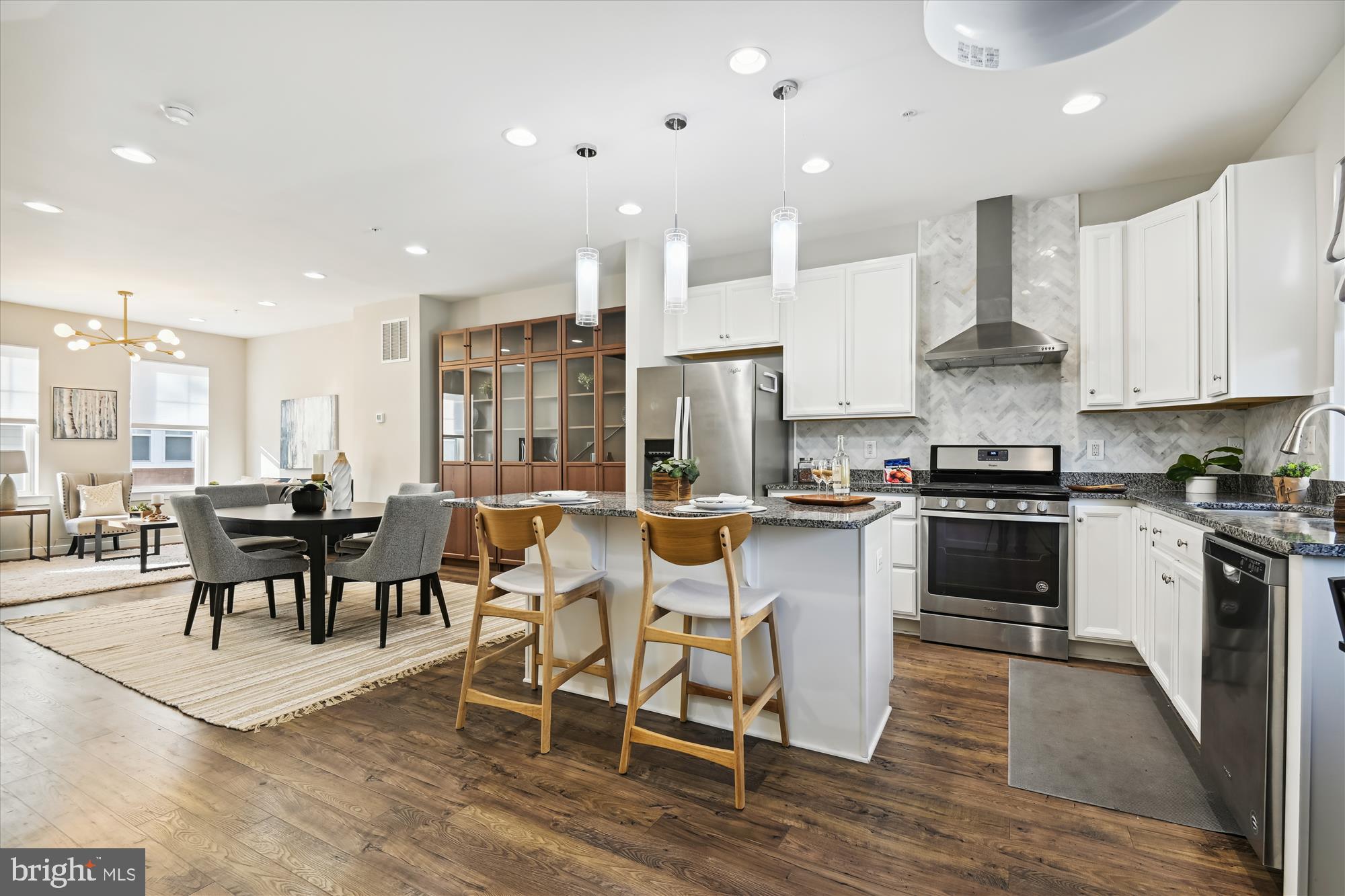 TOWSON MANOR VILLAGE - Residential