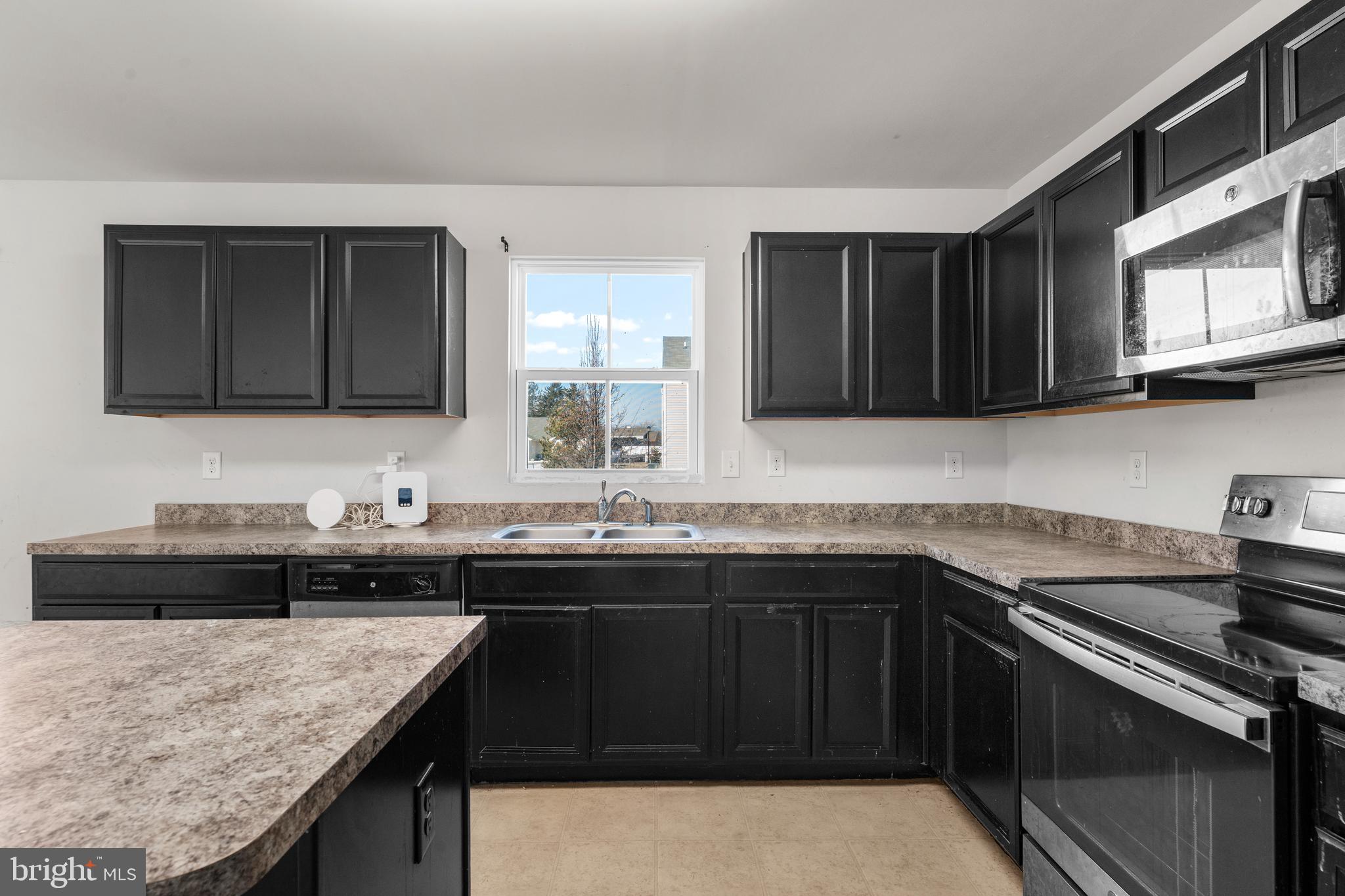 CLEARVIEW MEADOW - Residential