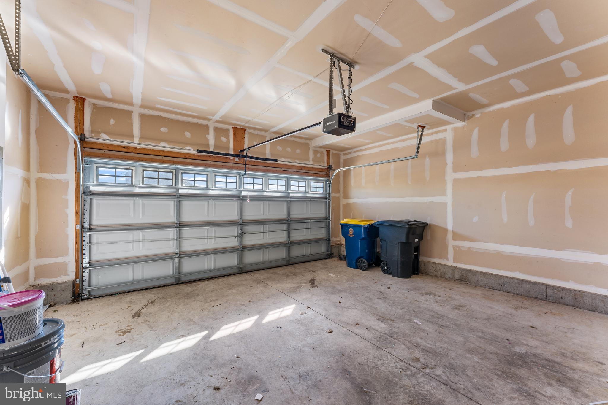 CLEARVIEW MEADOW - Residential