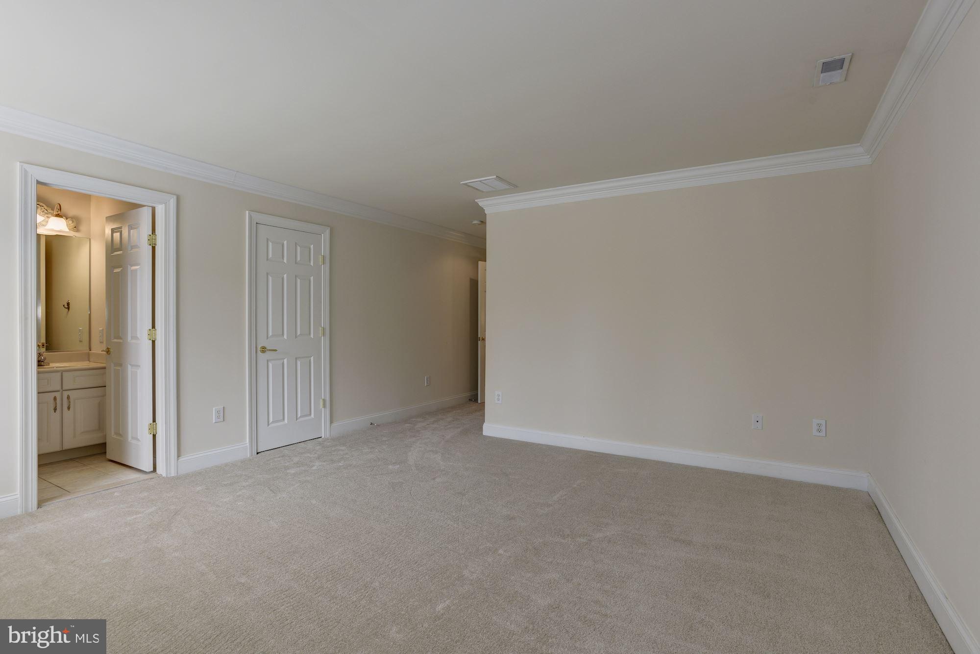 PINDELL WOODS - Residential