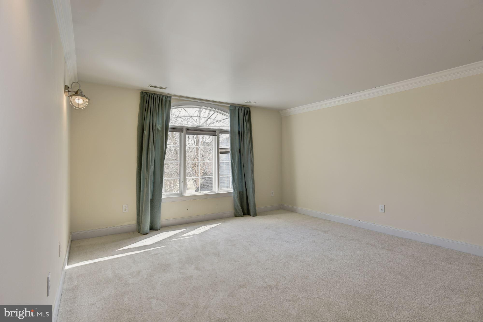 PINDELL WOODS - Residential