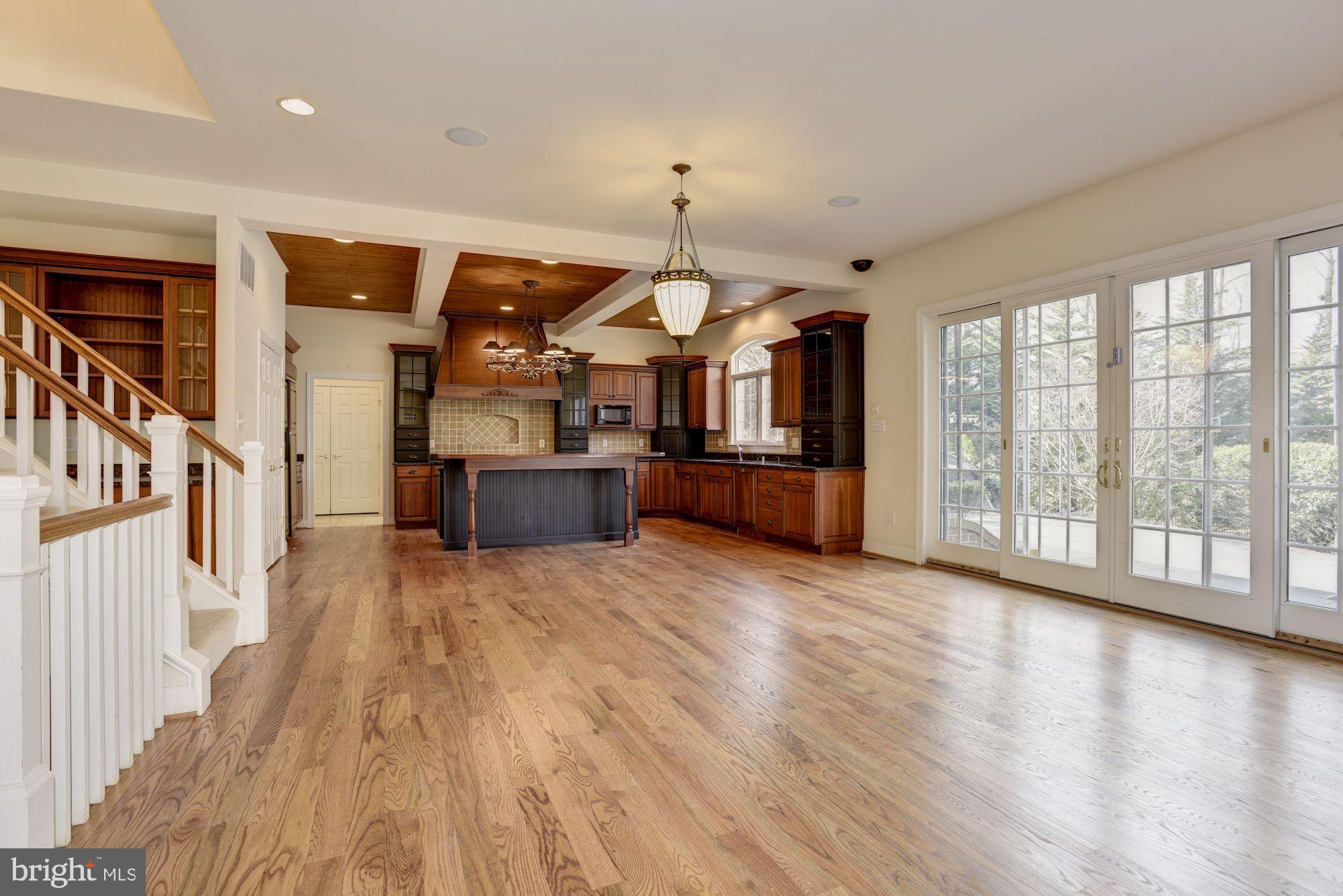 PINDELL WOODS - Residential